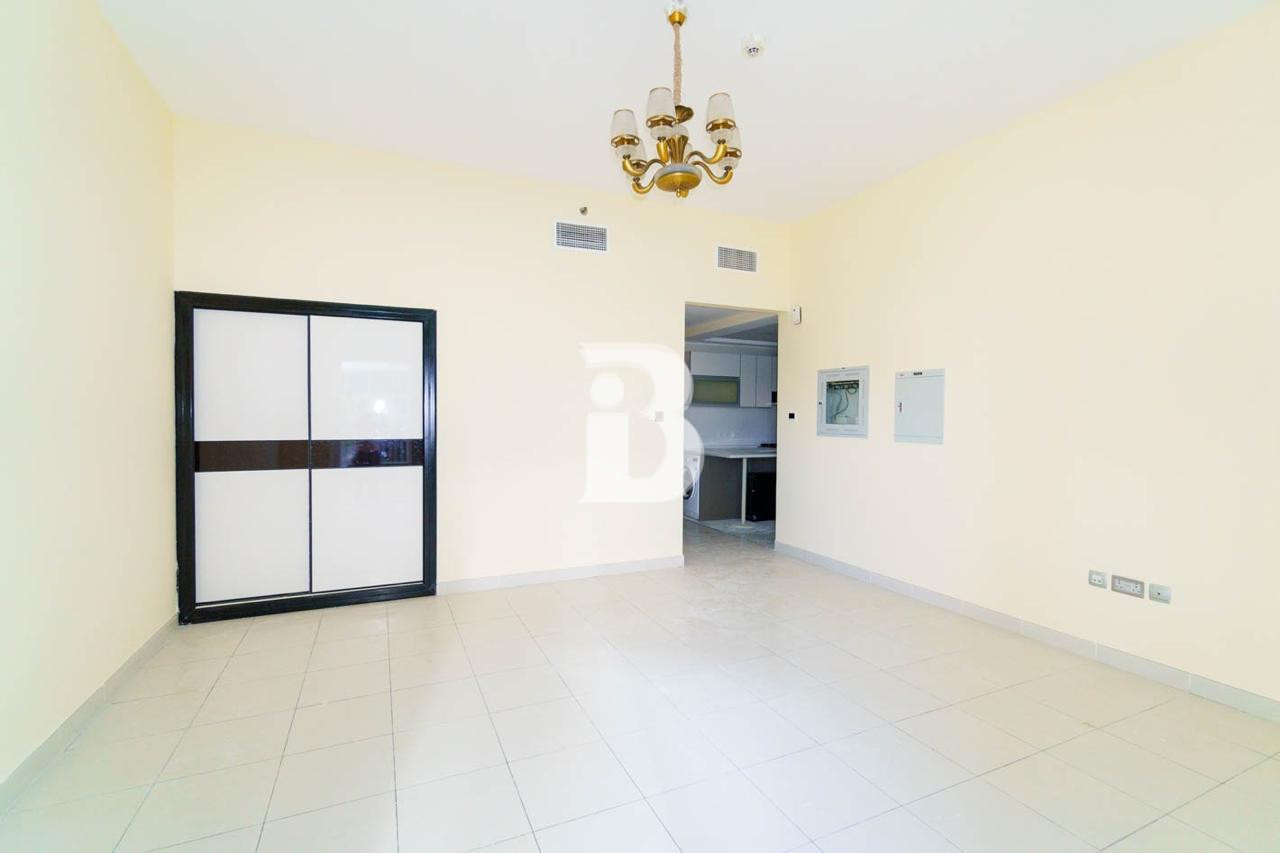 2 BEDROOM | PARK FACING | READY TO MOVE in Jan