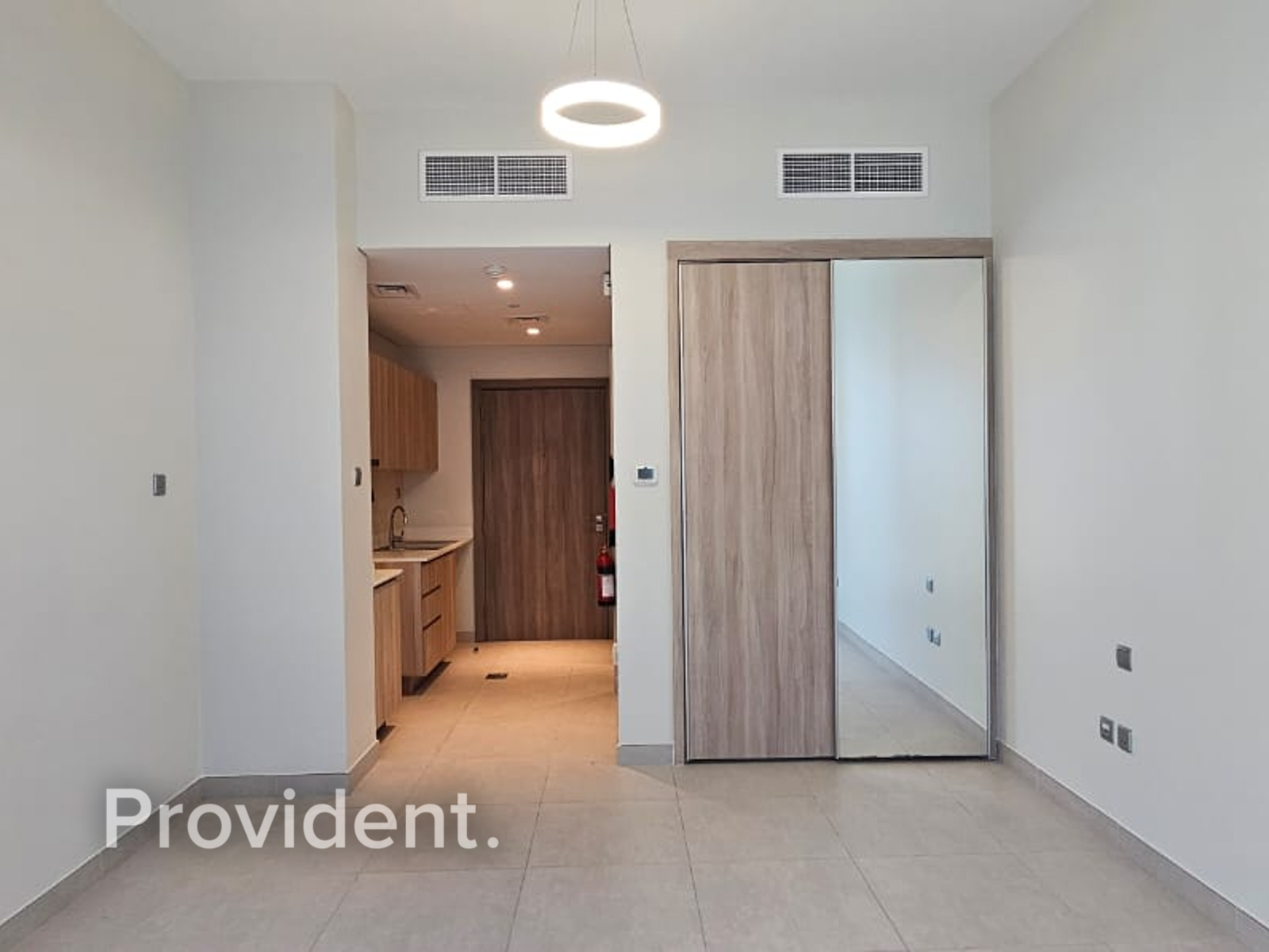 Vacant | Prime Location | Flexible Cheques