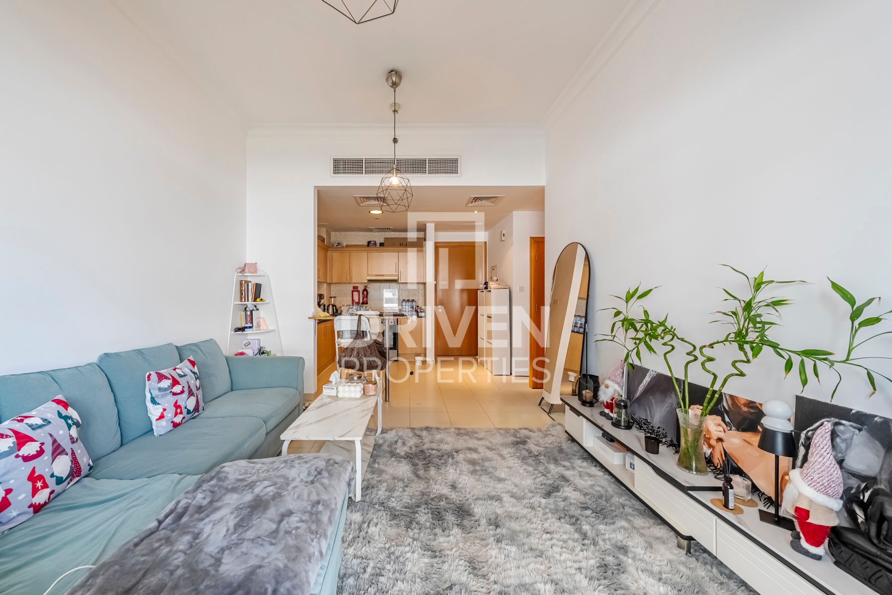 Spacious | Well Maintained | By The Canal