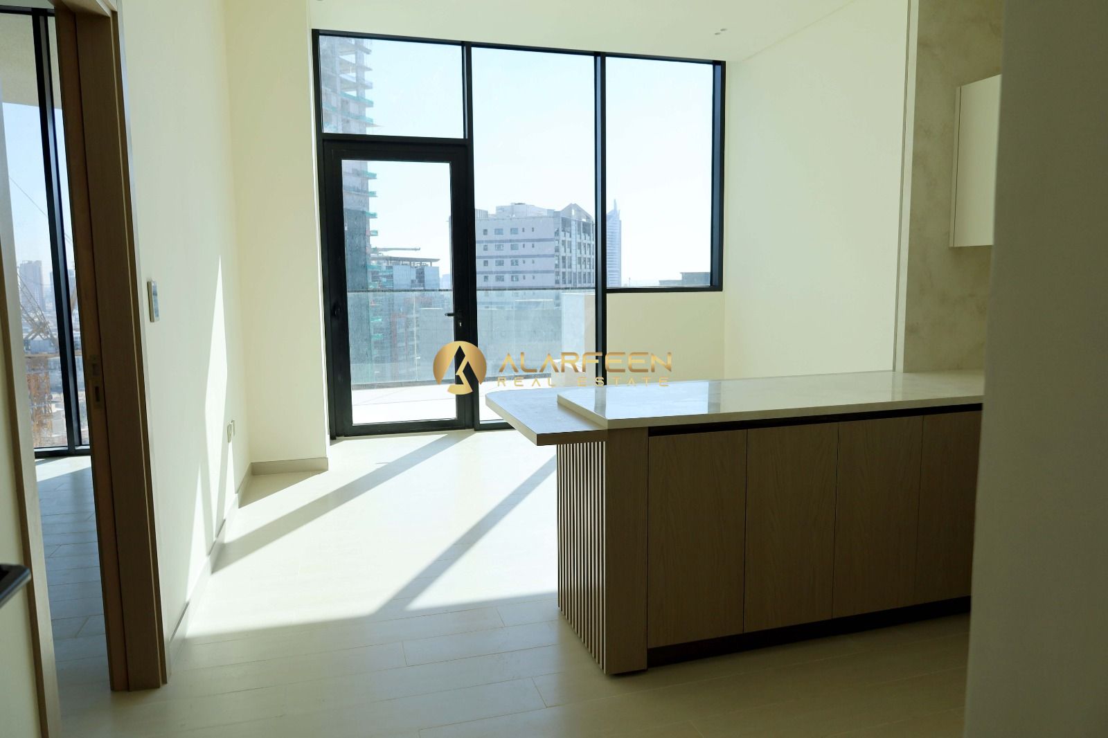 Brand New | High Floor | Private Jacuzzi