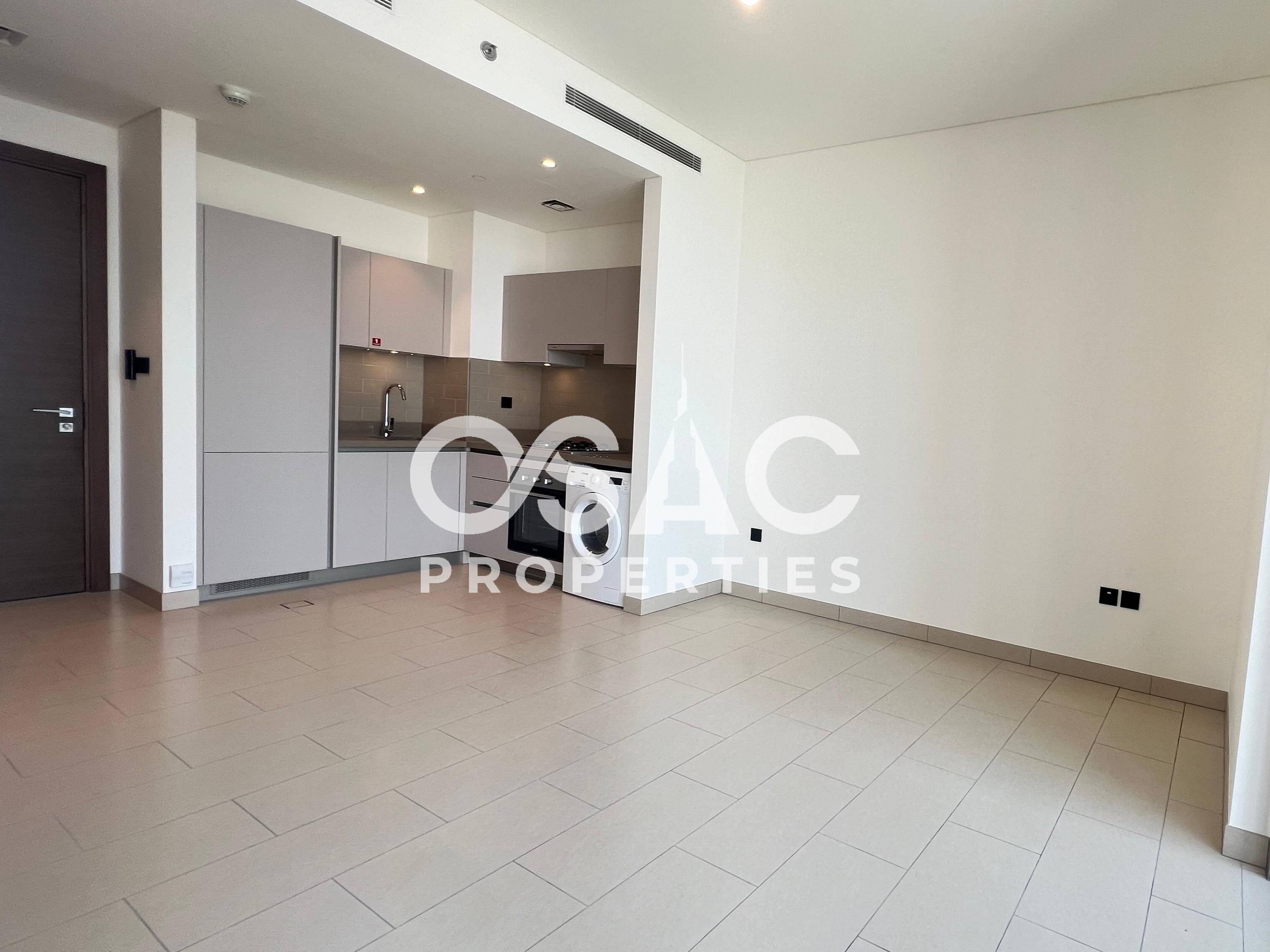 High Floor | Amazing Layout | Vacant Apartment