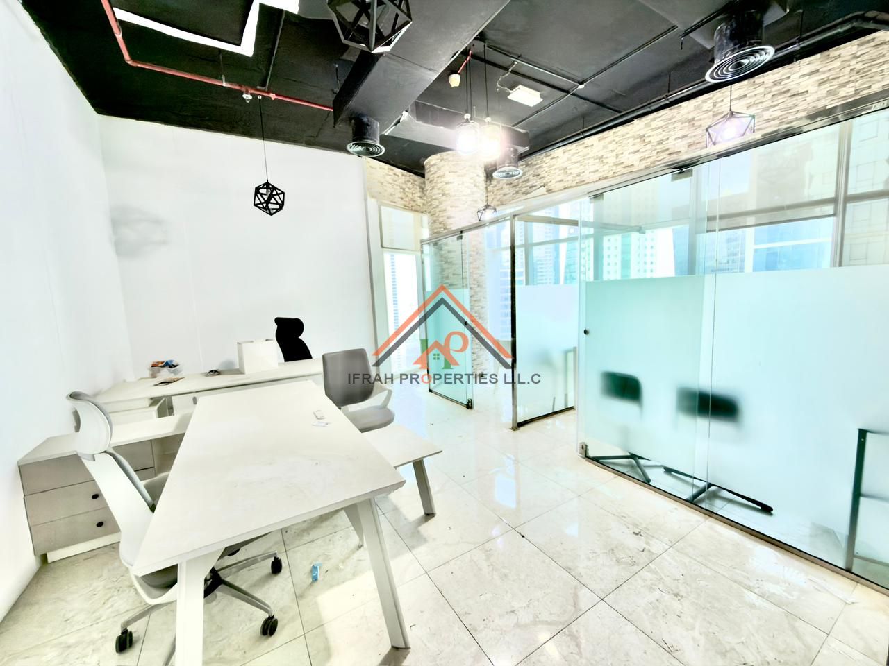 2 GLASS PARTITION | PARK VIEW | NEAR METRO
