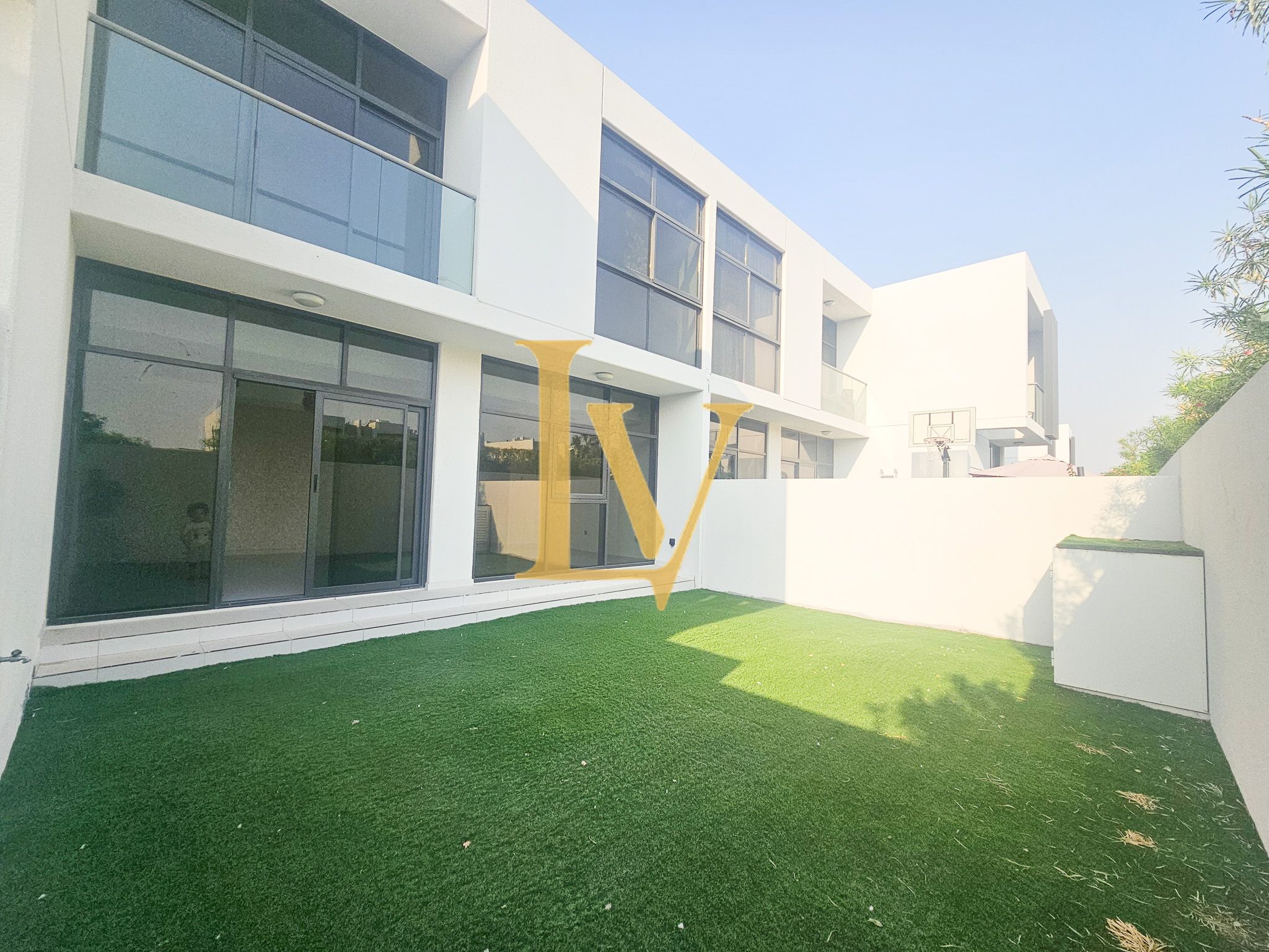 Huge Living Area | Closed Kitchen | Maid's Room | Investors Deal | Rare opportunity