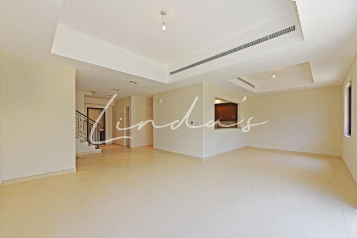Type 3 E | Prime Location |Larg Plot | Vacant Now