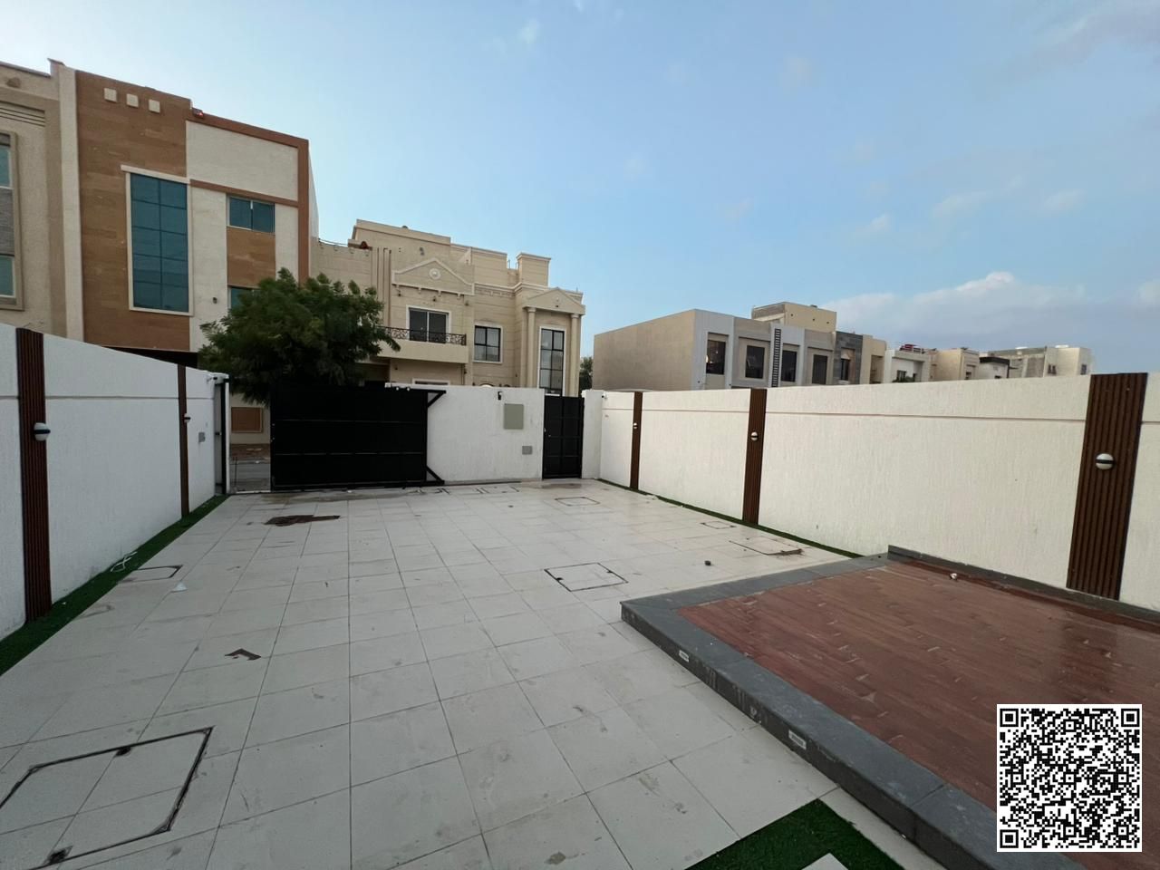 Classic Townhouse villa in Al Yasmin, 5BHK for Rent
