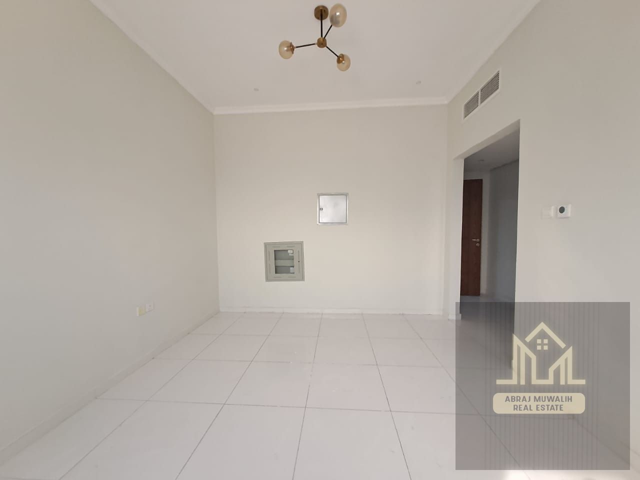 like brand new building specious appartment with 2 washroom in 38k
