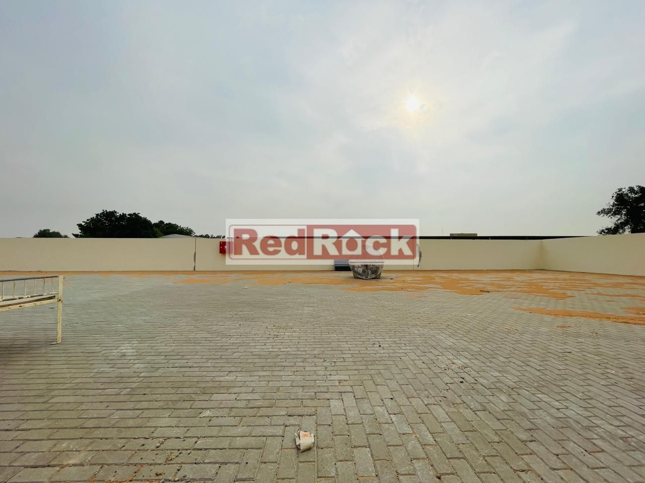Independent Plot with Huge Office in Industrial 4