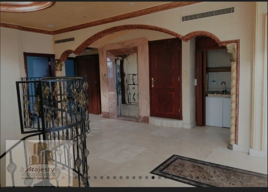 Villa for sale in the Al-Mansoura area, on the main street in the Emirate of Sharjah