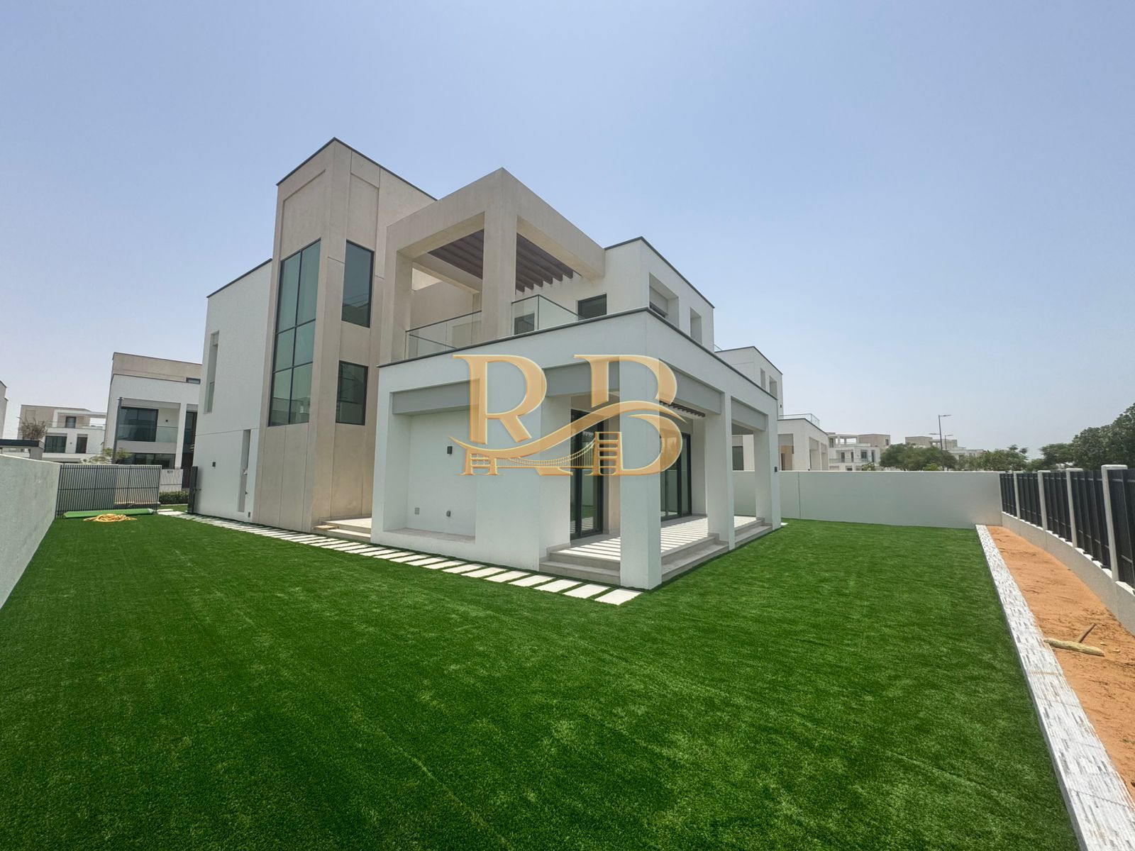 VILLA,CAYA,ARABIAN RANCHES 3, MULTIPLE CHEQUES, BRAND NEW SPACIOUS, FOUR BEDROOM, FOUR BATHROOMS, LAWN, BIG, SPACIOUS
