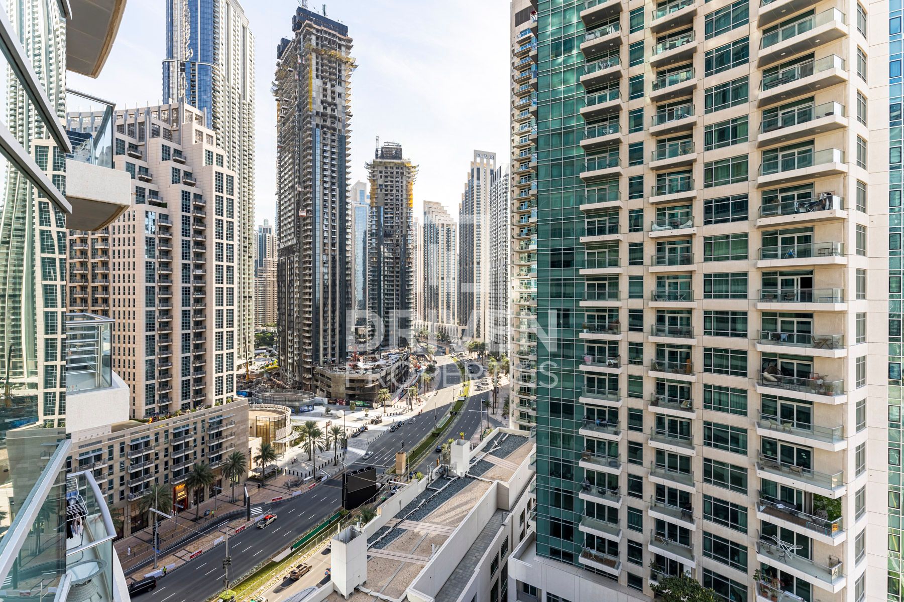 Upgraded | Vacant | Dubai Mall and Metro
