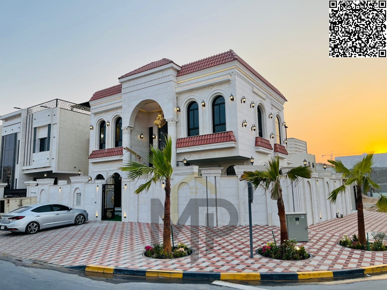 A luxurious villa with an elegant design, featuring 5 master bedrooms, combining luxury and comfort on a 4,300 sq ft plot and a spacious 4,500 sq ft b