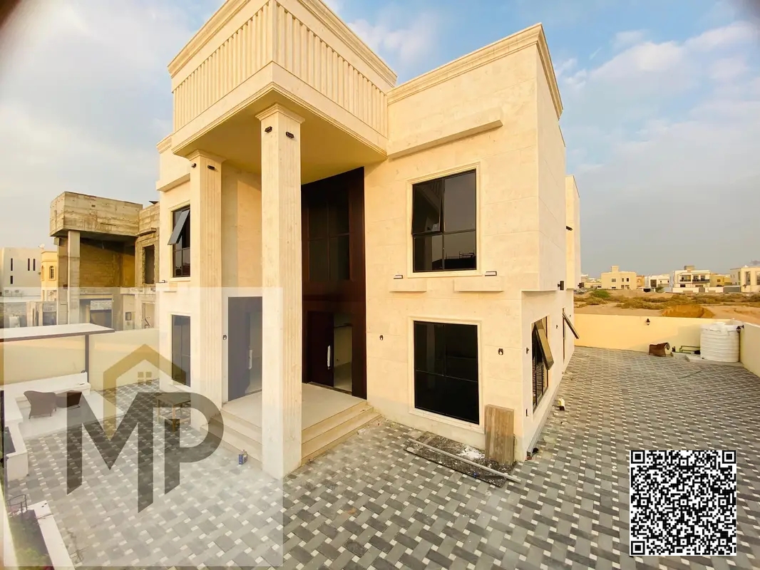Own a palace in Al Yasmin, Ajman, with a land area of 6,500 square feet, including air conditioning, at a negotiable price.