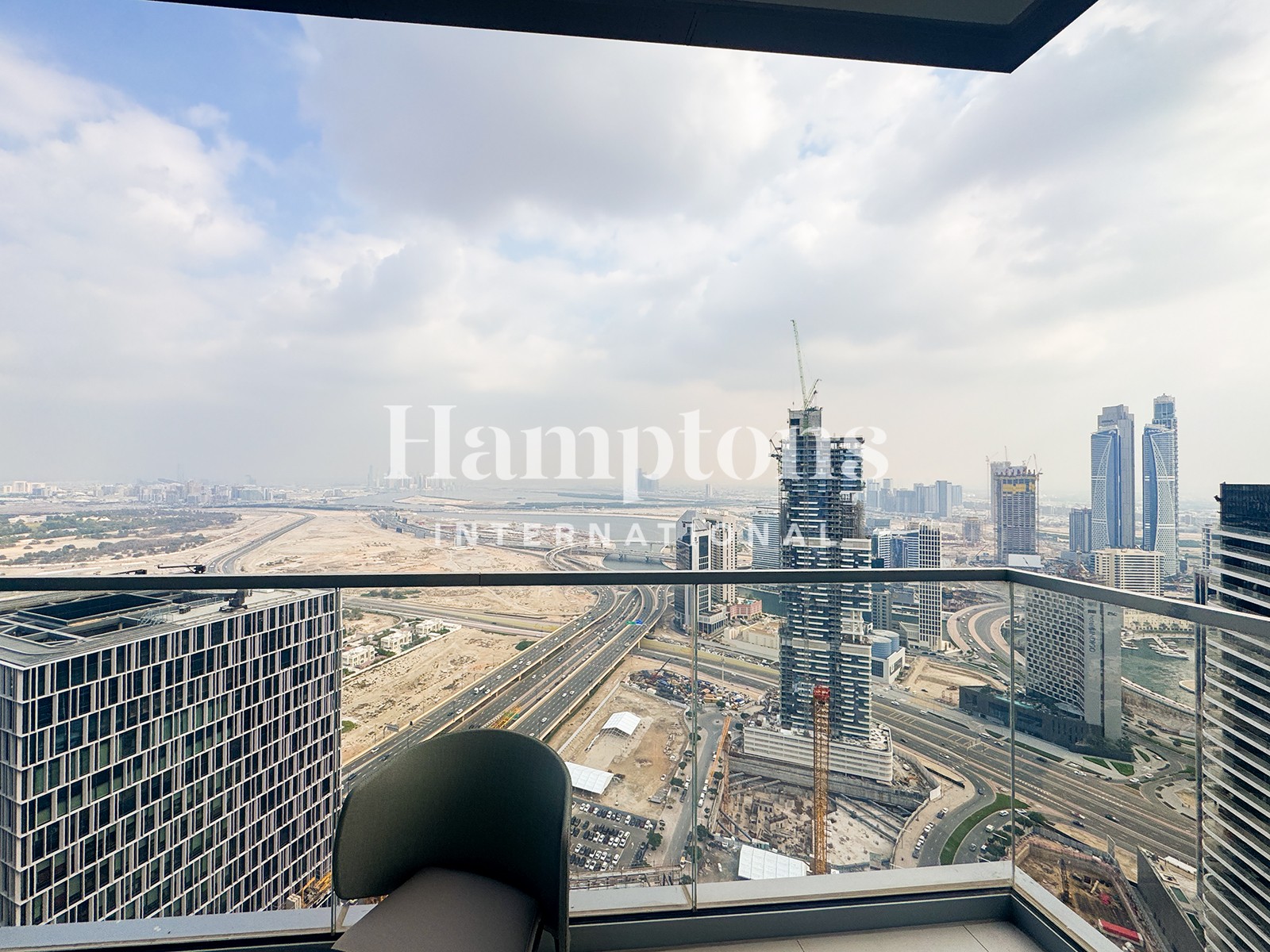 Exclusive | Canal/City Skyline View | Furnished