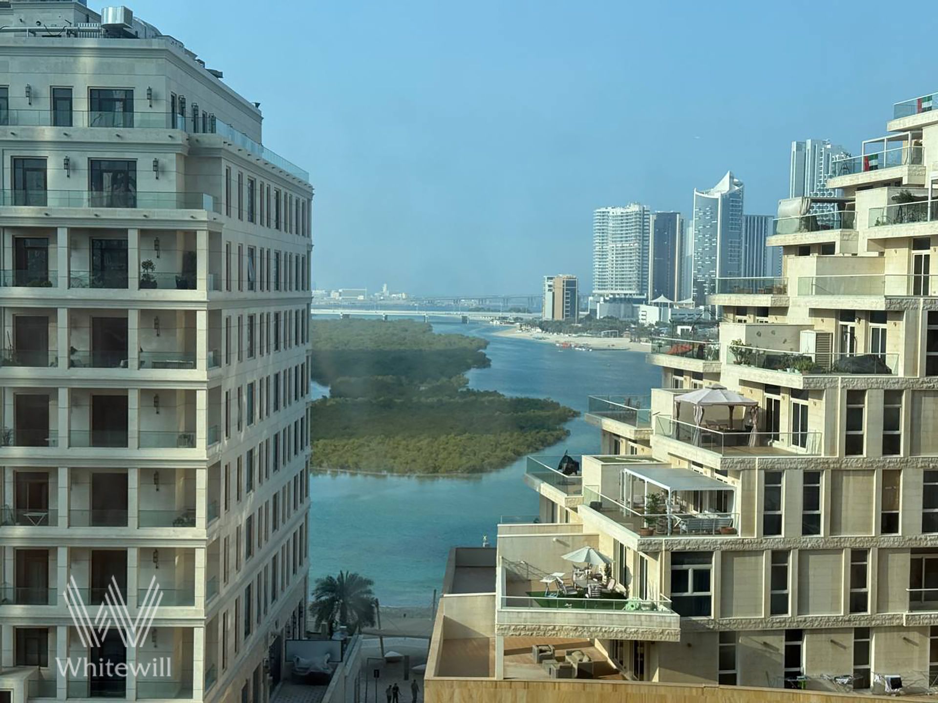 Partial Mangrove View | Fully Fitted | Move-in Ready