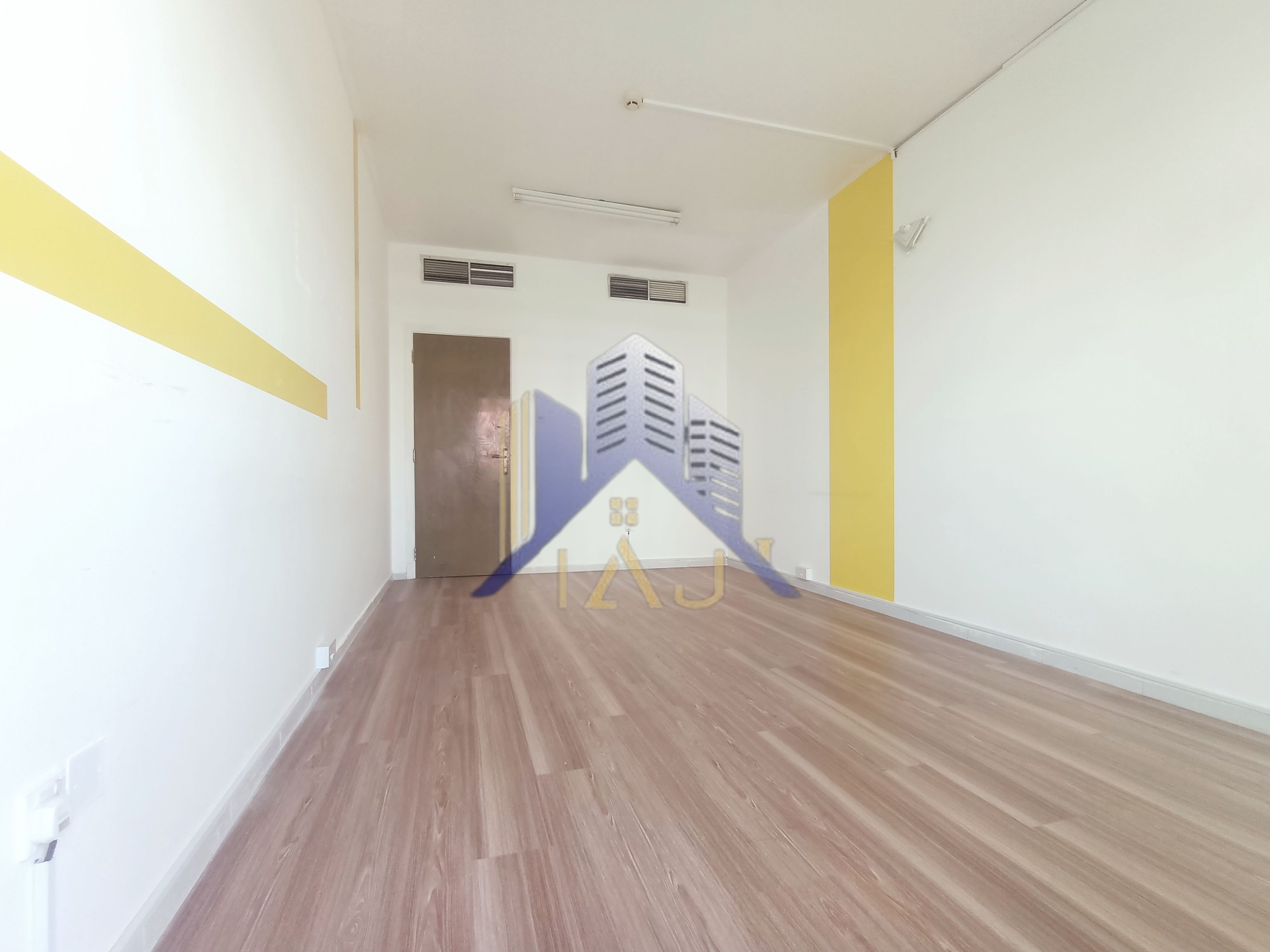 Spacious Office Available in Hor Al Anz Deira Dubai