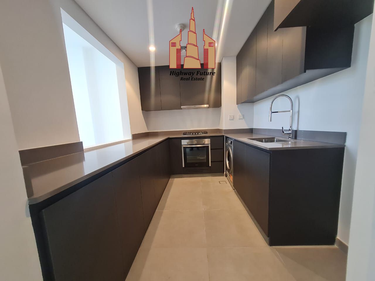 CLOSE KITCHEN|| HIGH ROI || BEST OPPORTUNITY