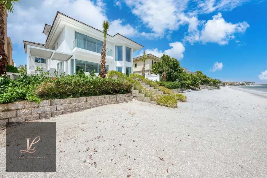 Atrium entry | Upgraded | Marina view
