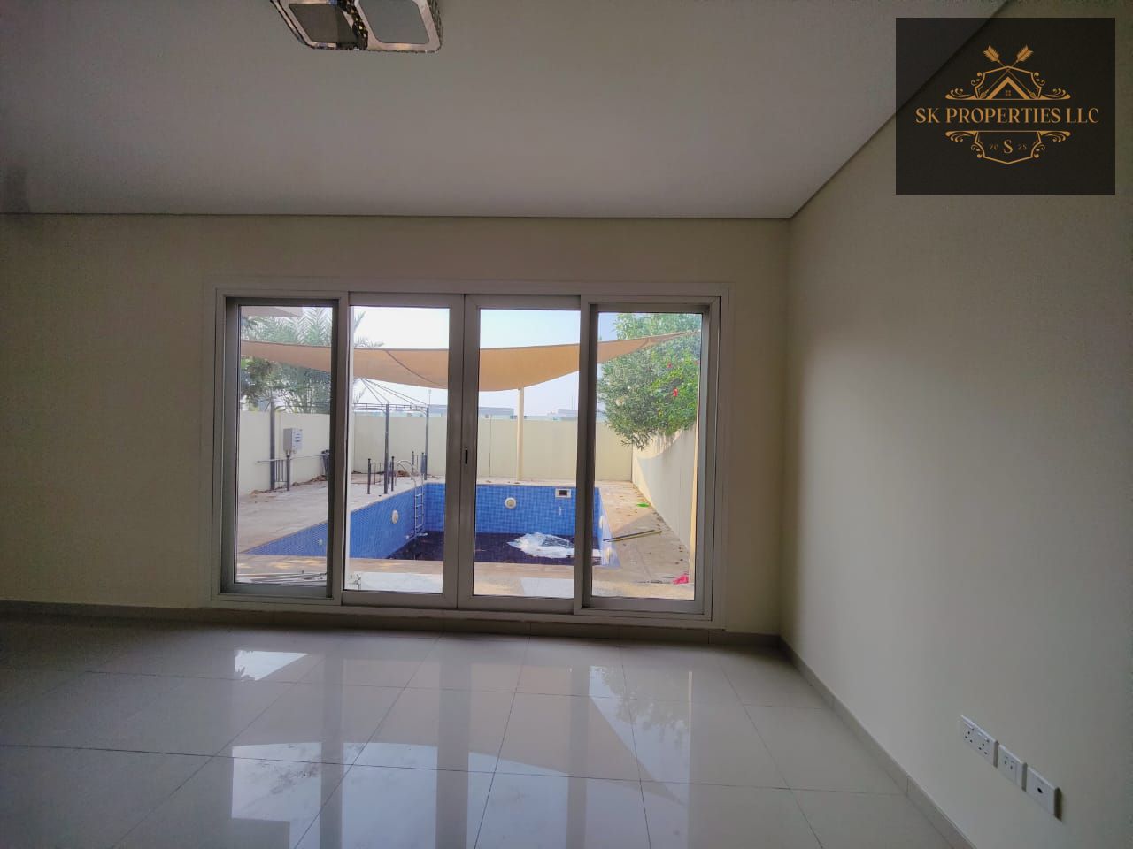 Spacious Unfurnished 4 BHK Townhouse with Private Pool for Rent | 4,000 Sqft | Premium Community Living | Al Zahia – Sharjah