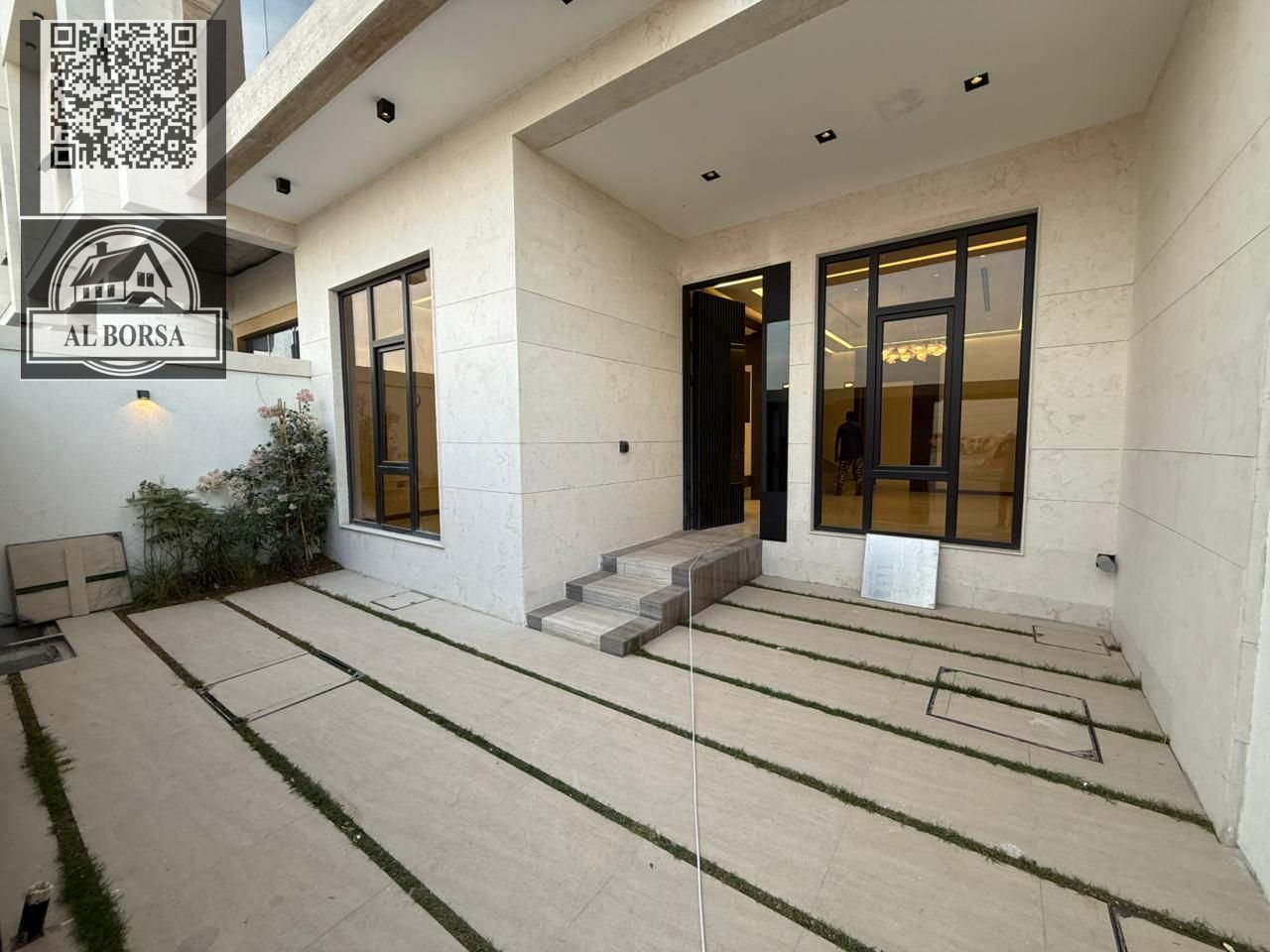 For Sale: Luxurious Townhouse Villa in Al Yasmeen, Ajman