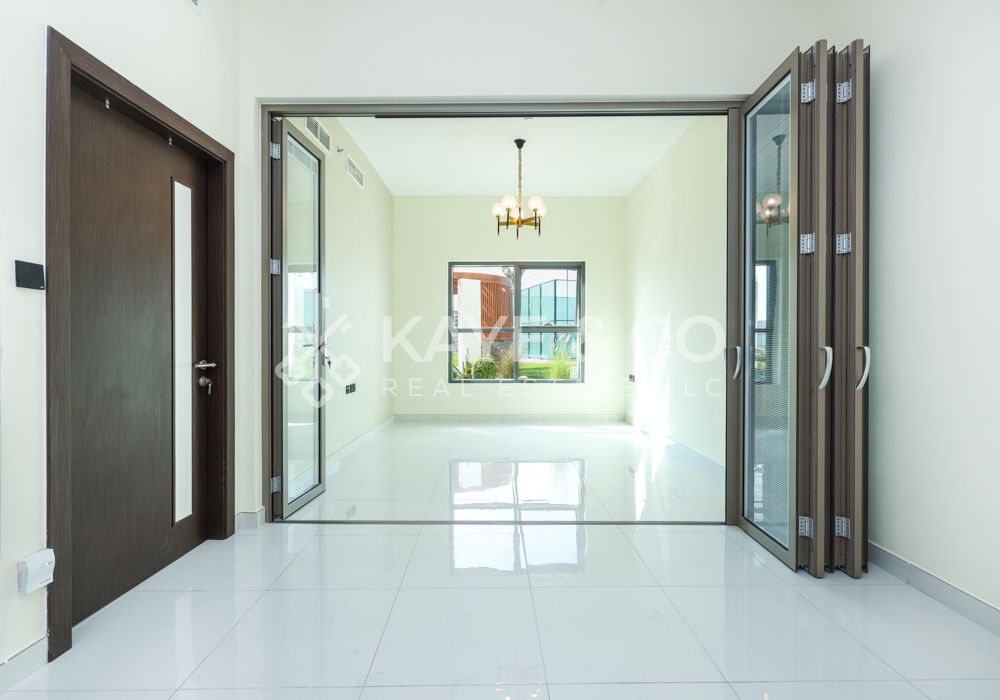 Semi Furnished | Community View | Ready to Move In