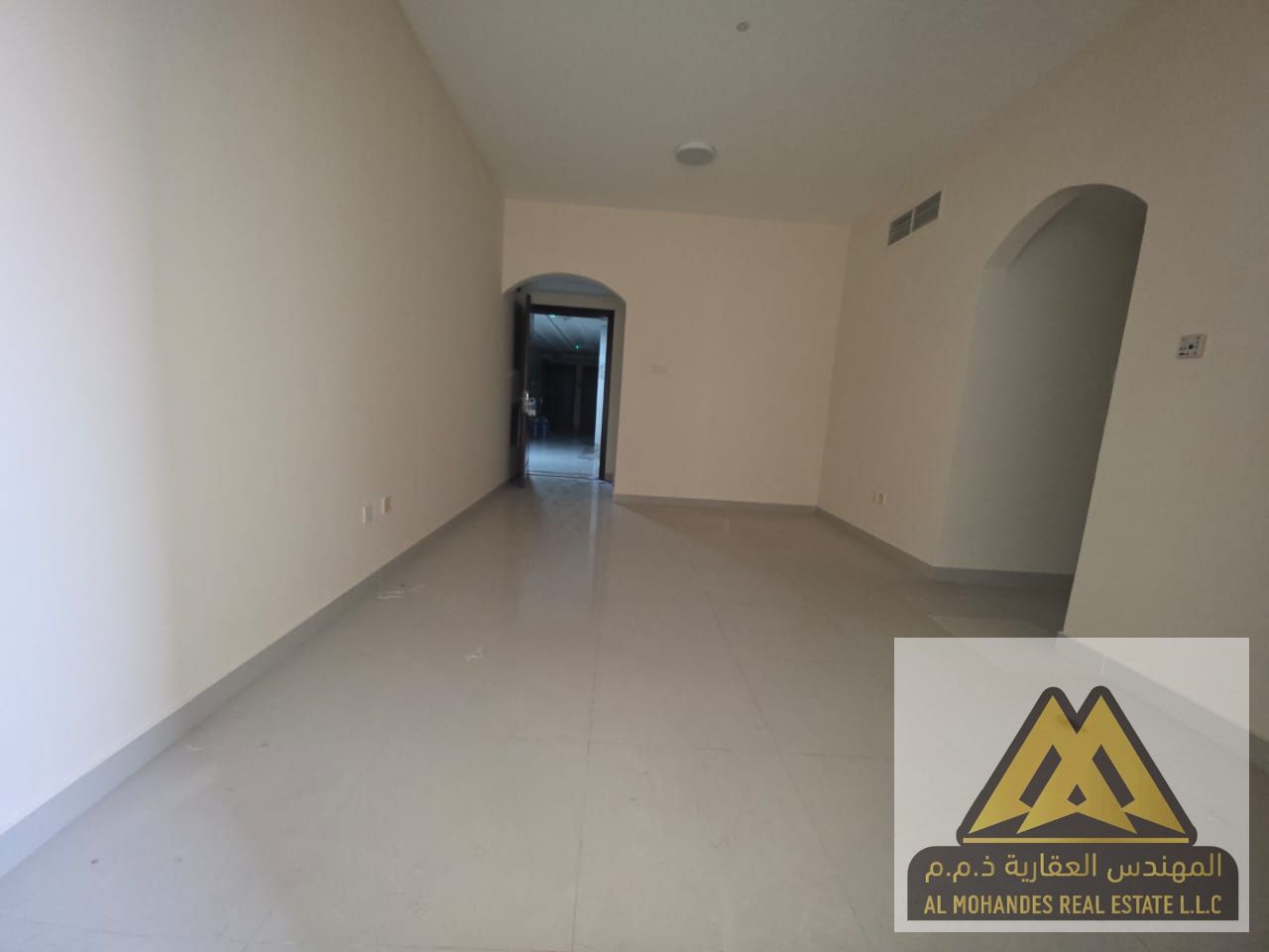 High-end finishing | Central air conditioning | Very clean building | Prime location | Balcony