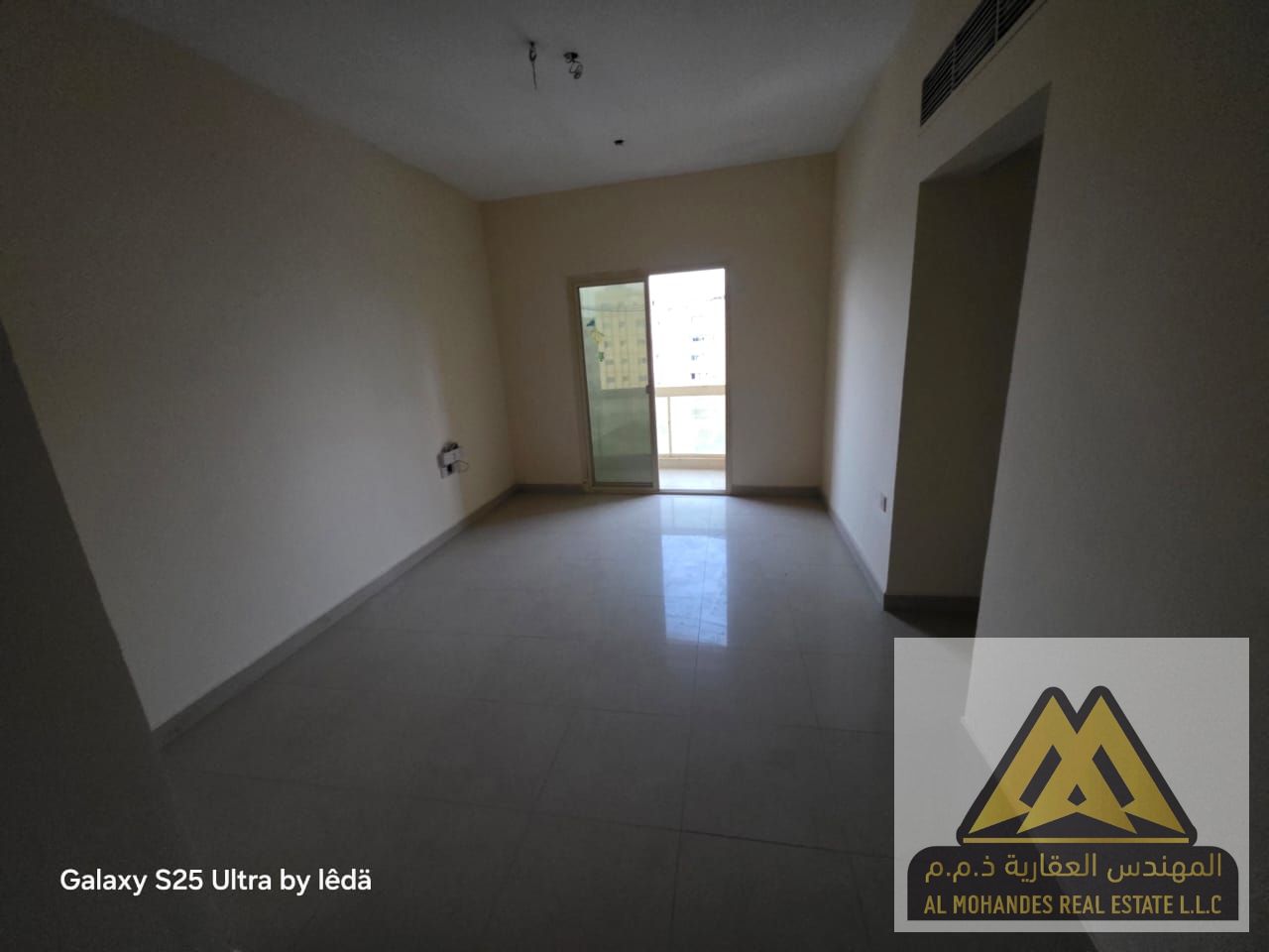 Prime location | Good size | Excellent location | Air conditioning | Balcony