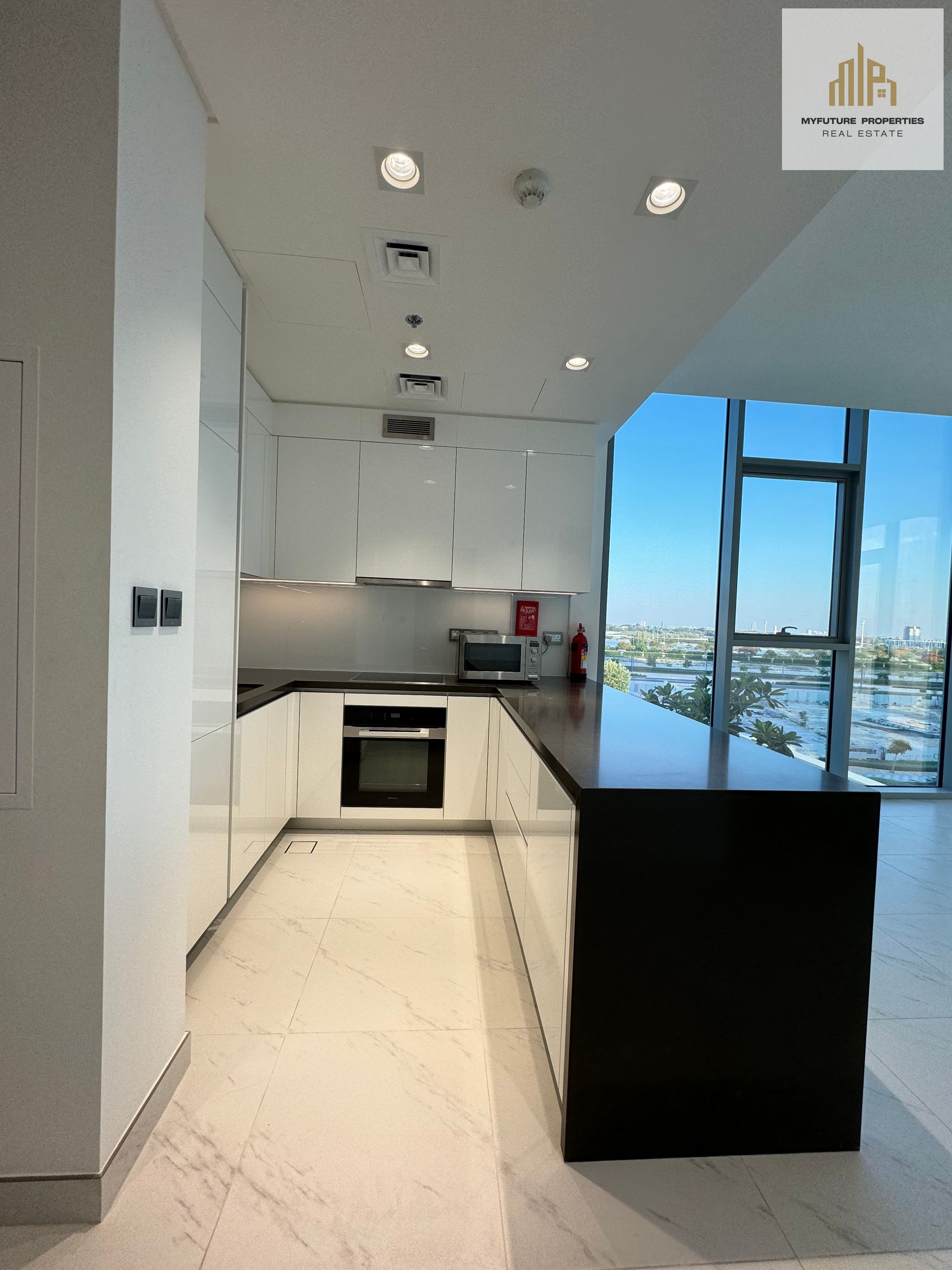 1 Bedroom | Cozy Lagoon View | Modern Elegance