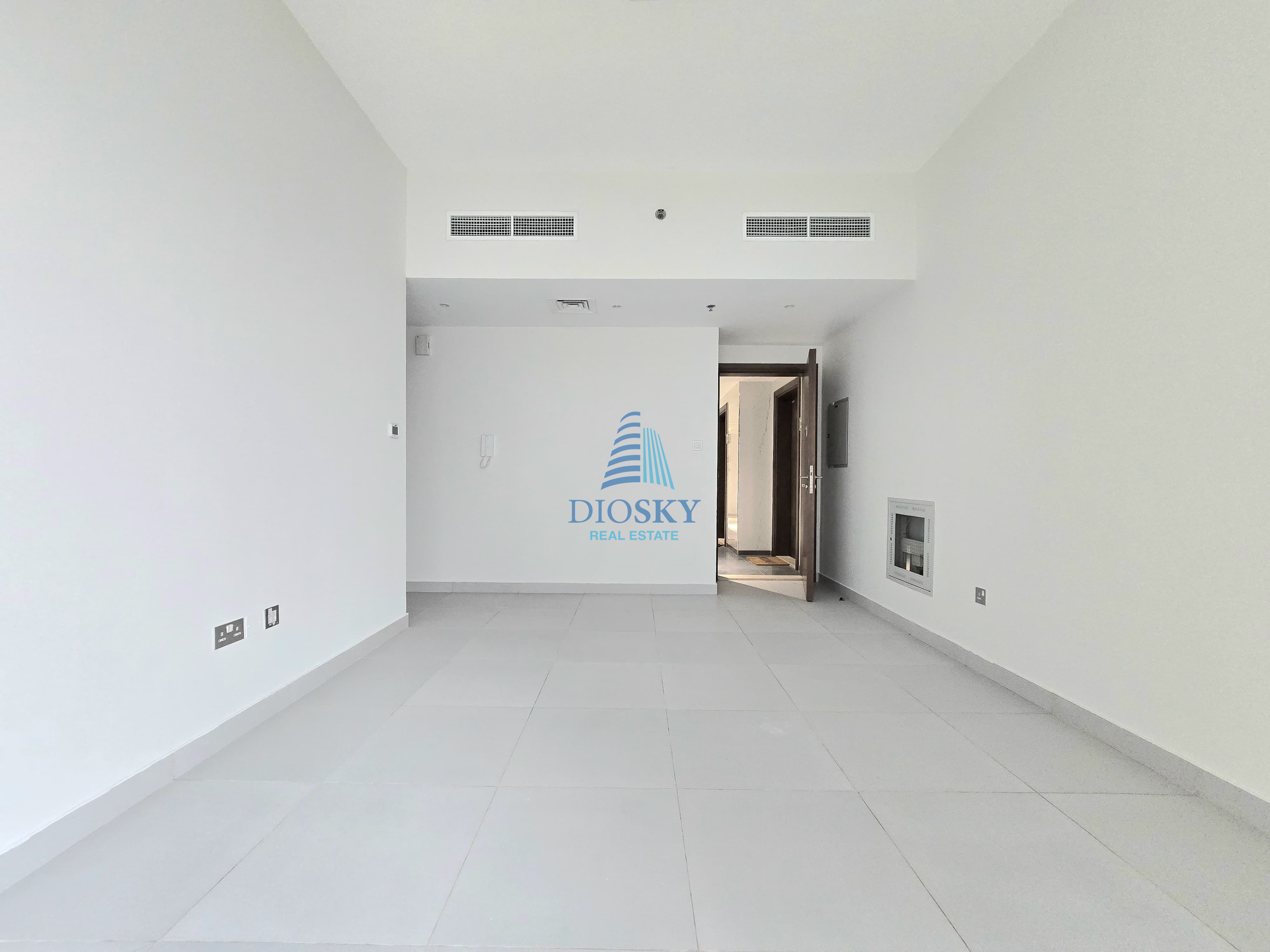 Spacious Apartment | Great Location | Ready to Move