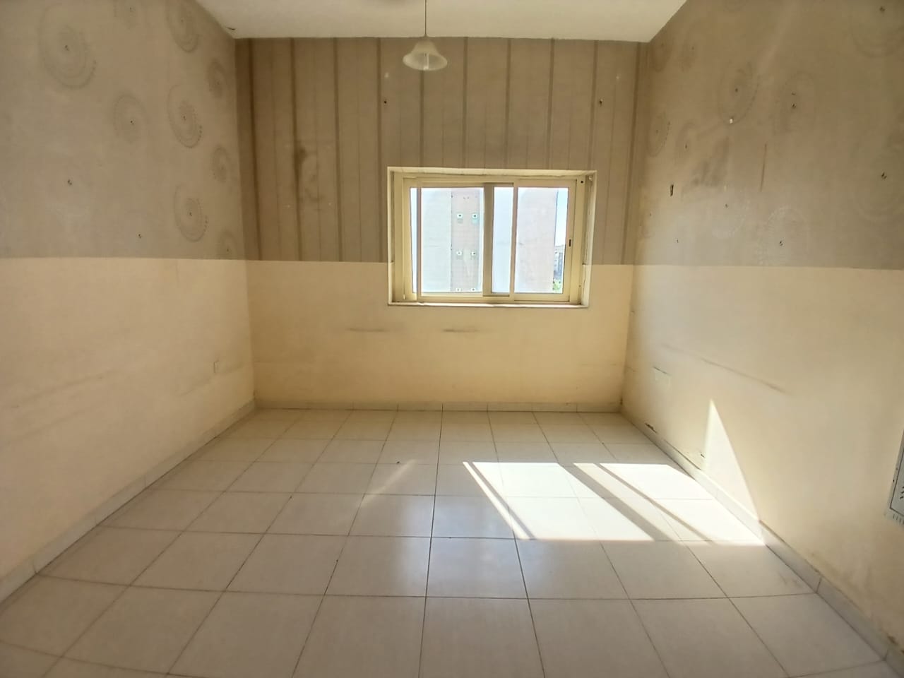 Affordable and Lavish 1BHK with central AC