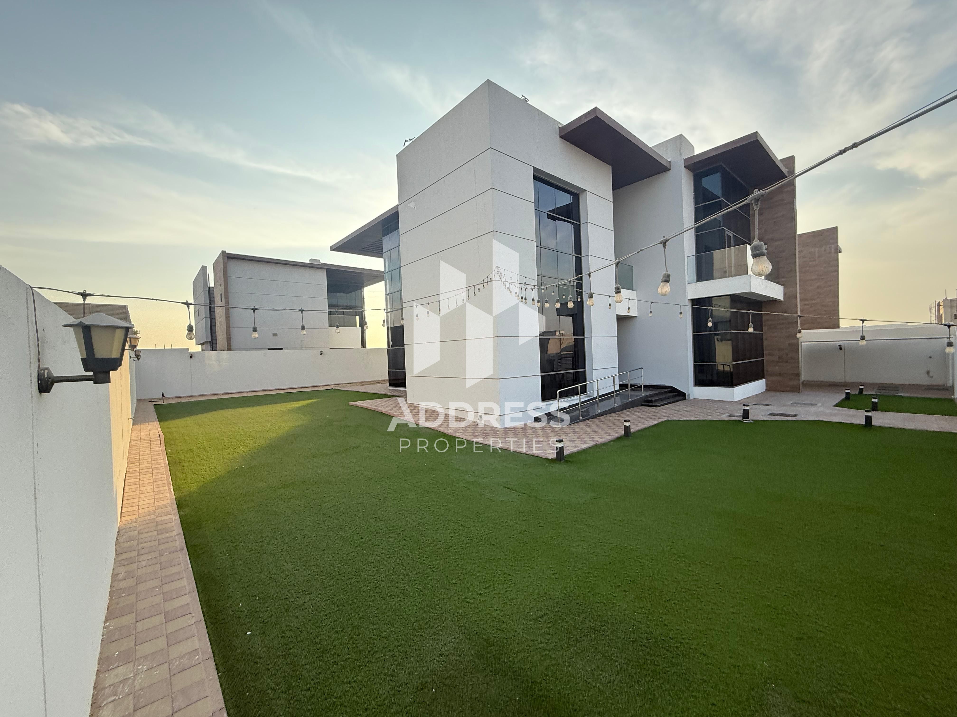 Luxury Villa with a Spacious Area on Mleiha Road, Near Sharjah Grand Mosque