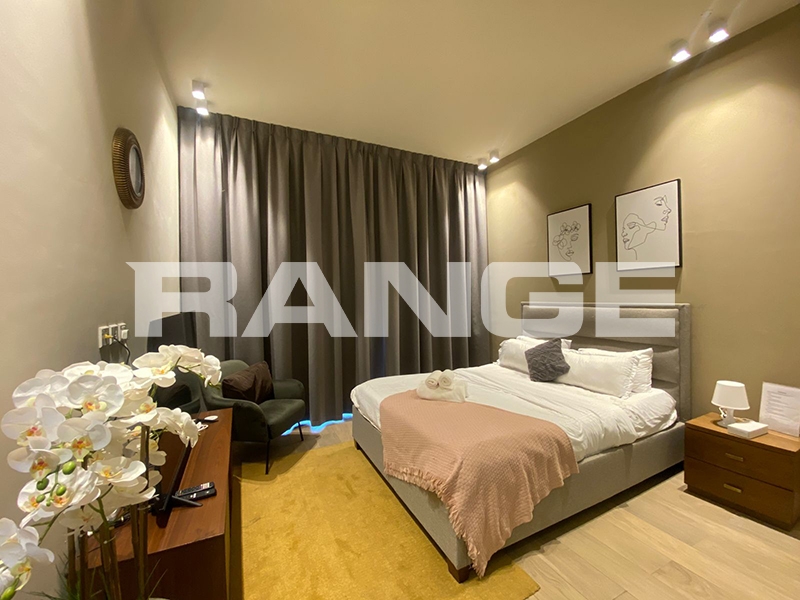 Mid-Floor | Luxurious Living | Move-in Ready