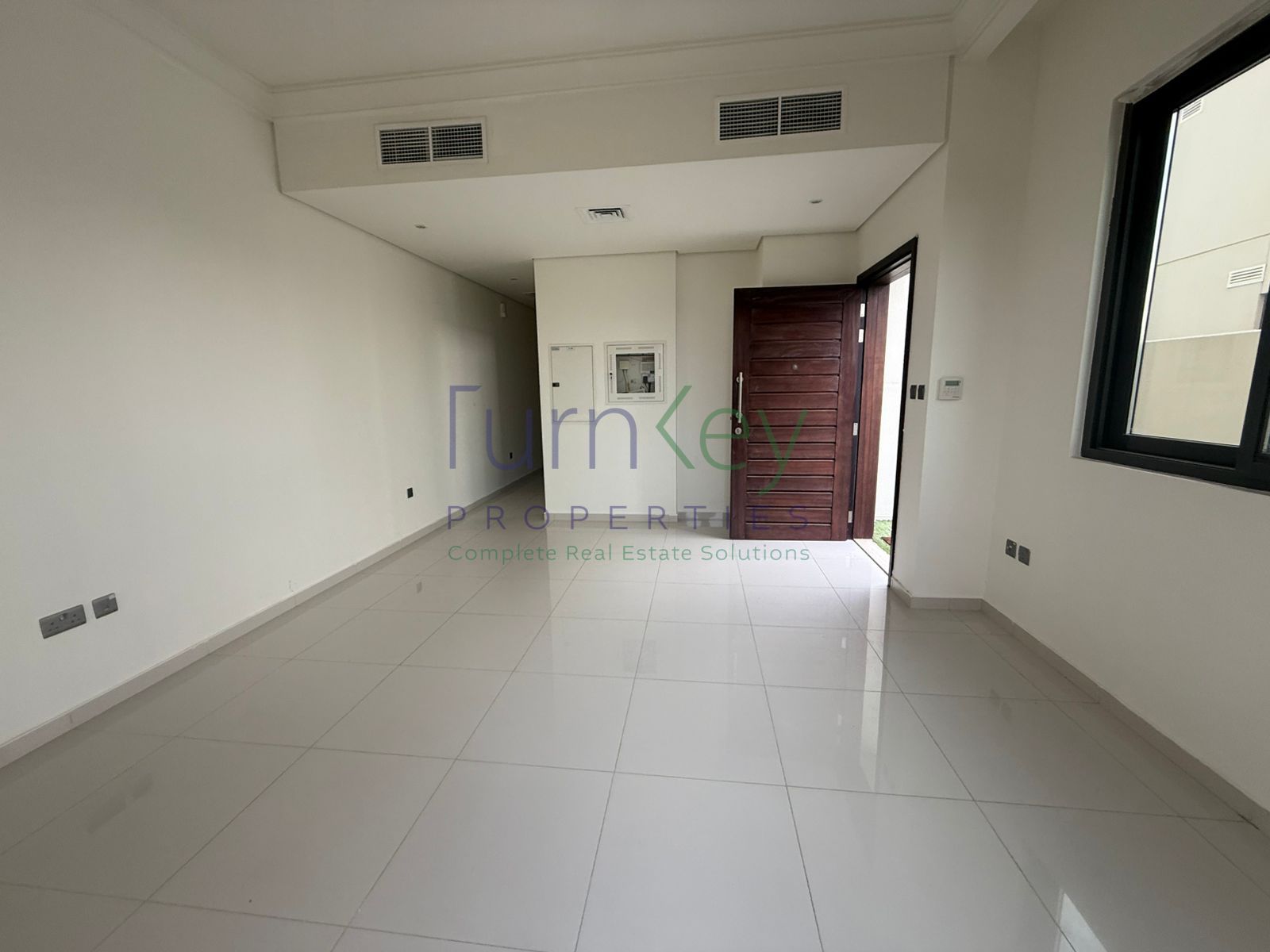 R2EM| Furnished| Unfurnsihed |HOT DEAL