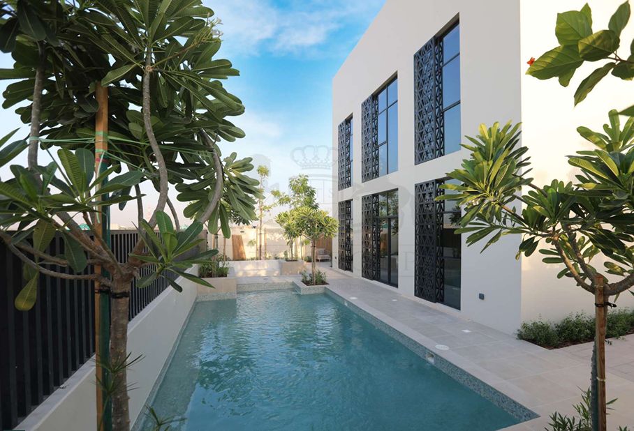 Lagoon-Side Serenity | Modern Townhouse | Sharjah