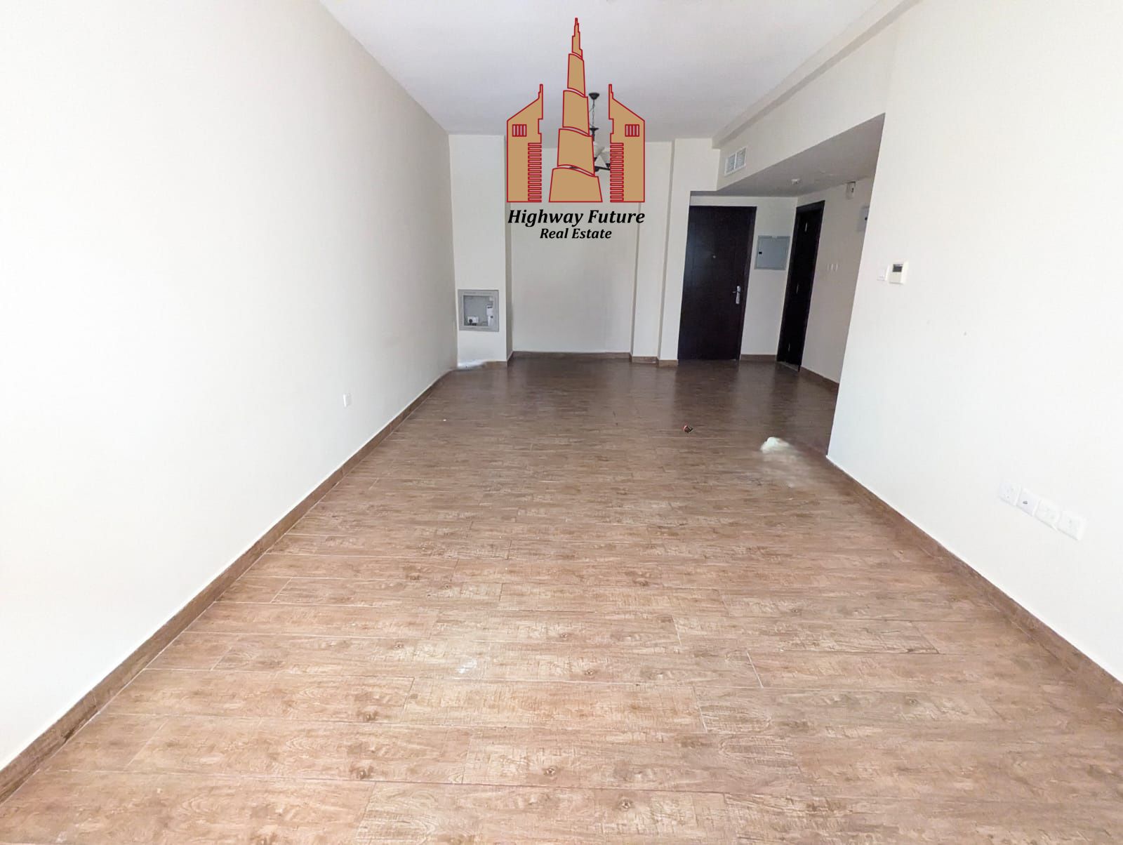 Huge Size 1BHK Apartment With Parking Closed To Family Park Only 43k