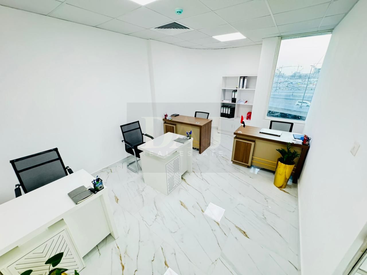 Amazing Office Space for Rent| Brand New Furniture included