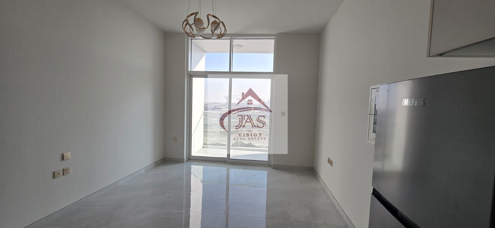 Modern and Spacious Layout | Ready to Move | Open View