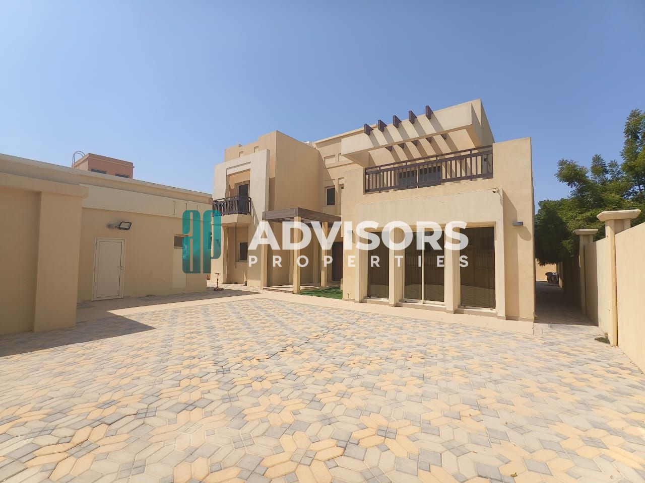 Villa Single Row - Corner || Prime Location ||