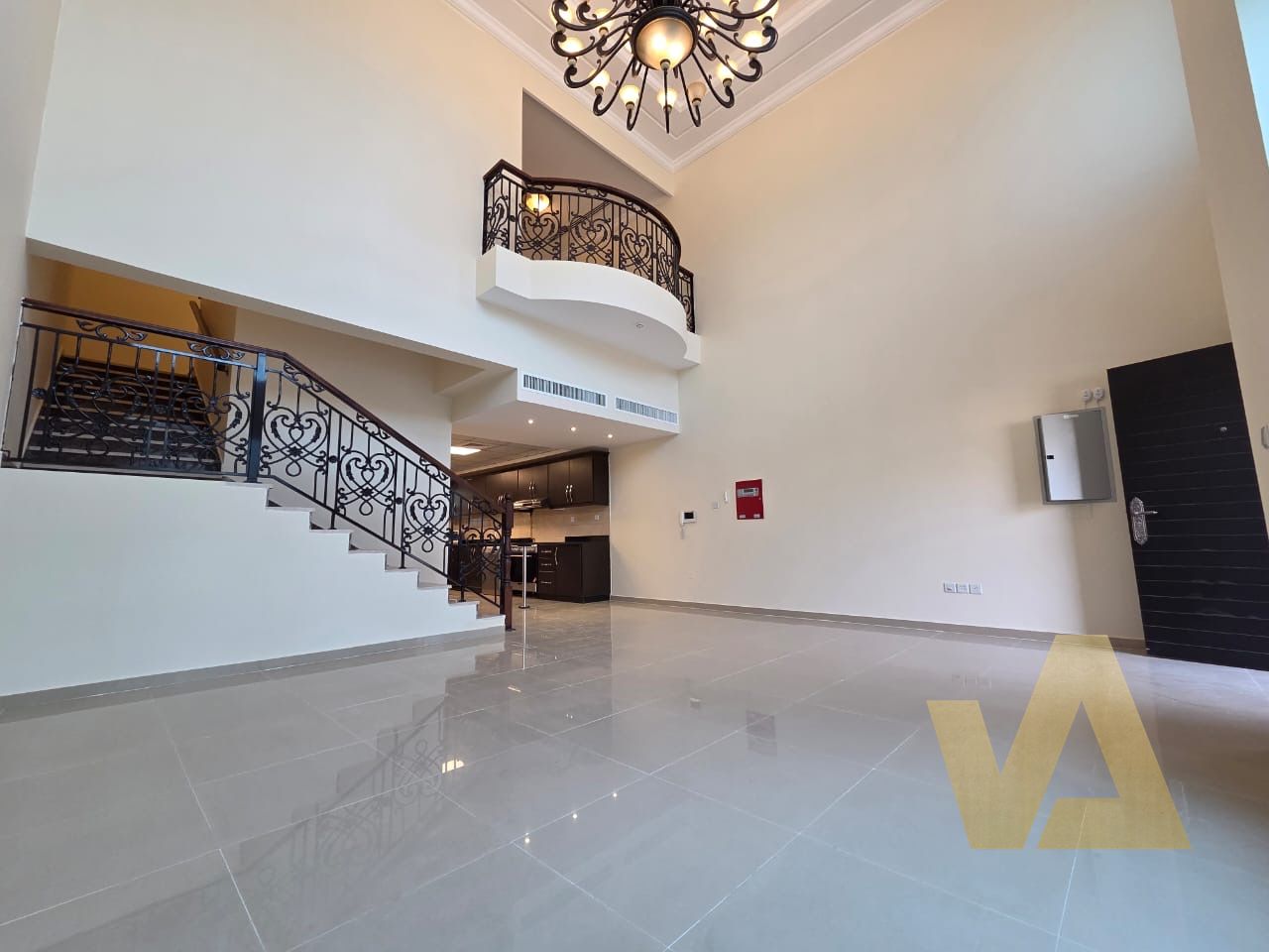 Amazing | Fully modern | Vacant now with 12 Cheq’s