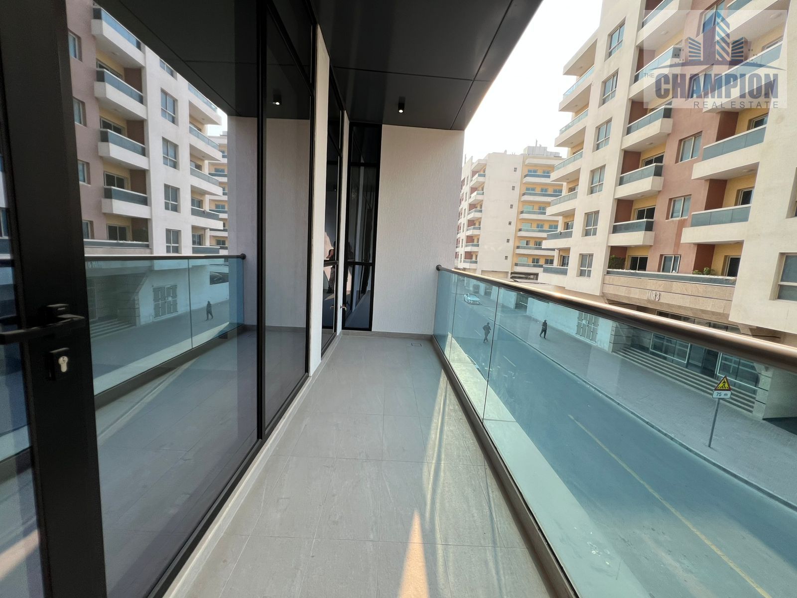 Brand New | Luxurious 3'BHK | Maid Room ; Balcony : Parking || Rent only 135K By 4/Payments