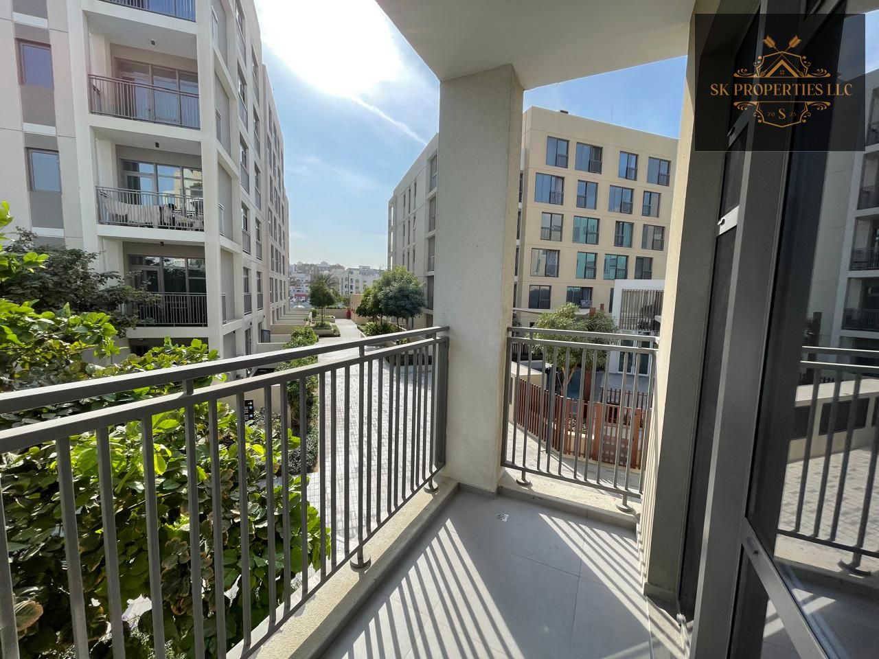 Modern 1-Bedroom Apartment with Boulevard View | AED 59,500 Yearly | 4 Cheques
