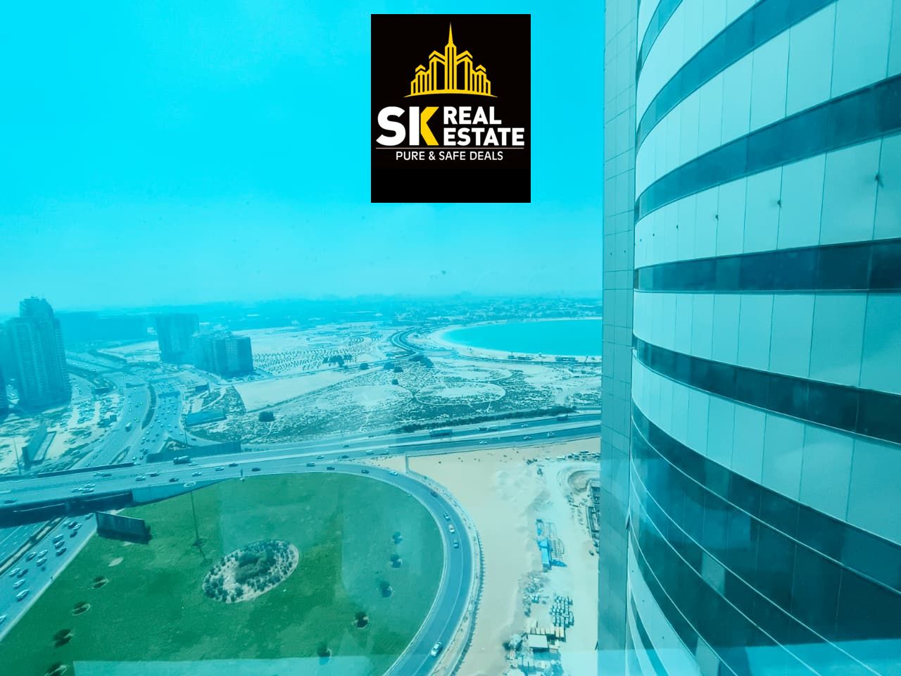 LAVISH 1 BHK APARTMENT WITH GYM -SWIMMING POOL FREE HUGE SIZE EASY EXIT TO DUBAI READY TO MOVE
