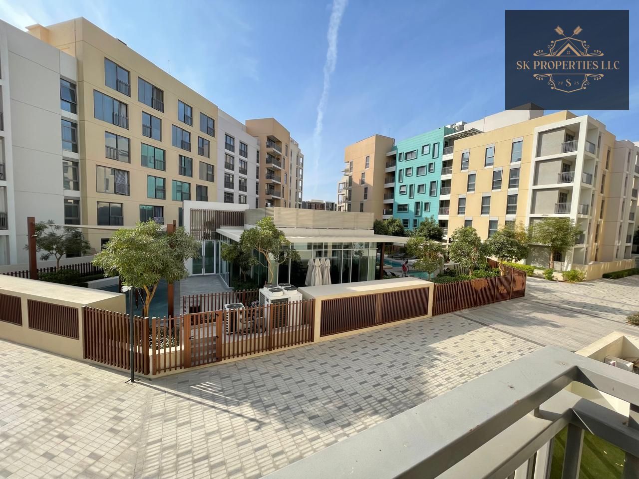 Modern 1-Bedroom Apartment with Boulevard View | AED 59,700 Yearly | 4 Cheques