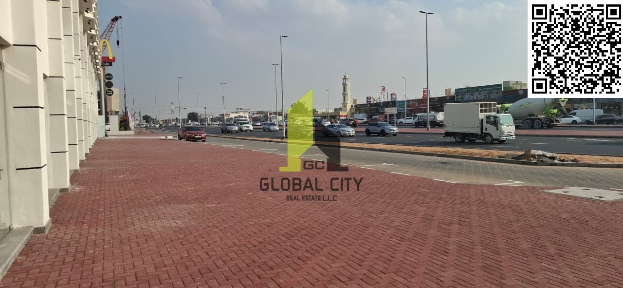 SPACIOUS COMMERCIAL SHOPS AVAILABLE FOR RENT ON AAMRA VALLEY , TOTAL AREA SQFT 1,100 , GROUND PLUS MEZZANINE , RENT 120,000 / 4 PAYMENT , MAIN ROAD ,,