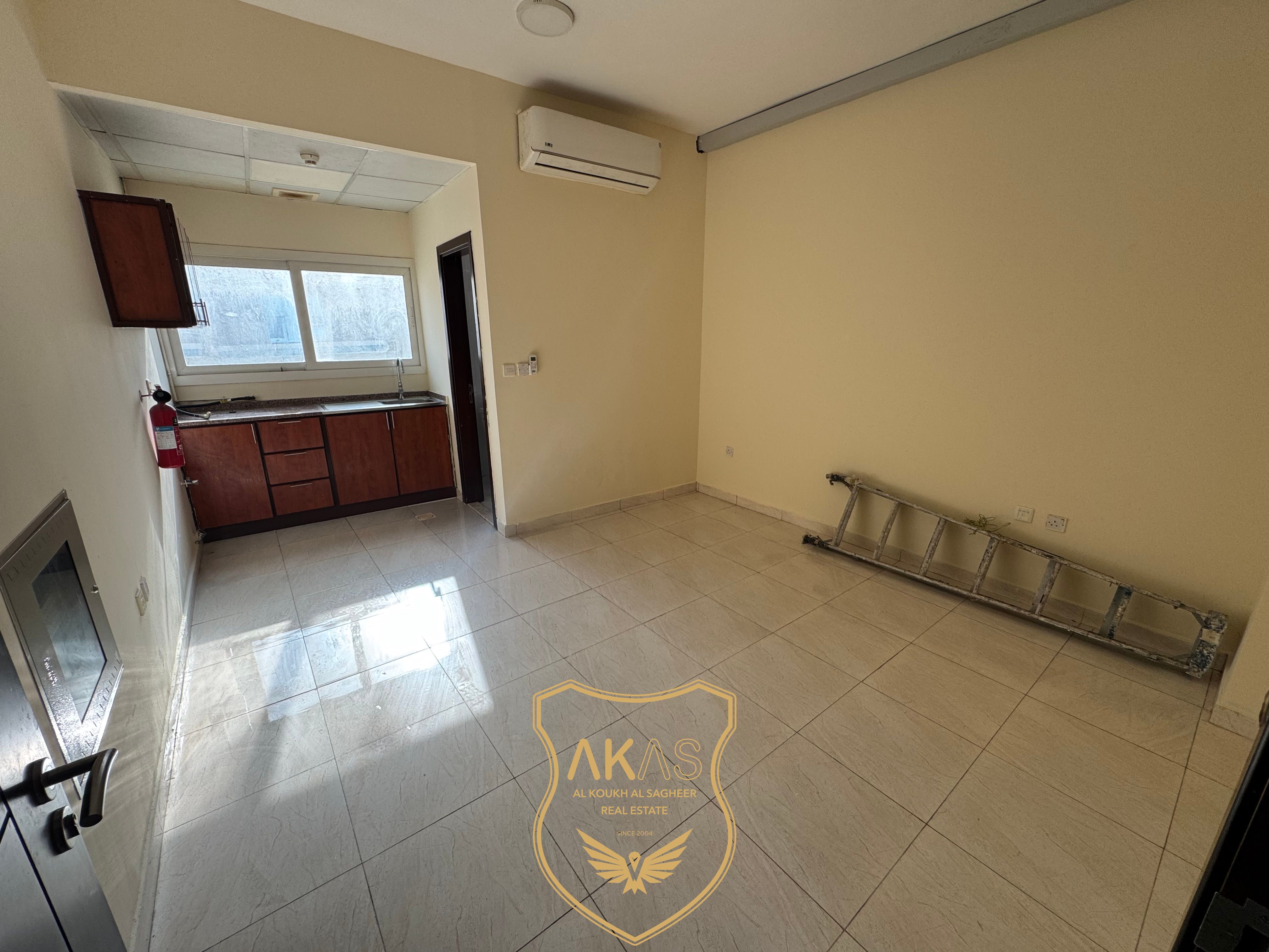 Affordable Spacious Studio in Nabba | Split AC Installed | Near Supermarkets