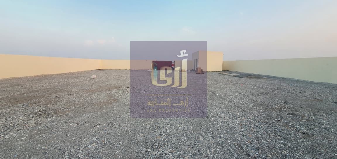 BRAND NEW OPEN YARD WITH OFFICE FOR STORAGE WITH OUT ELECTERCITY 10K SQFT RENT 70K AL SAJJA AREA NEAR MUNSPILITY CMP