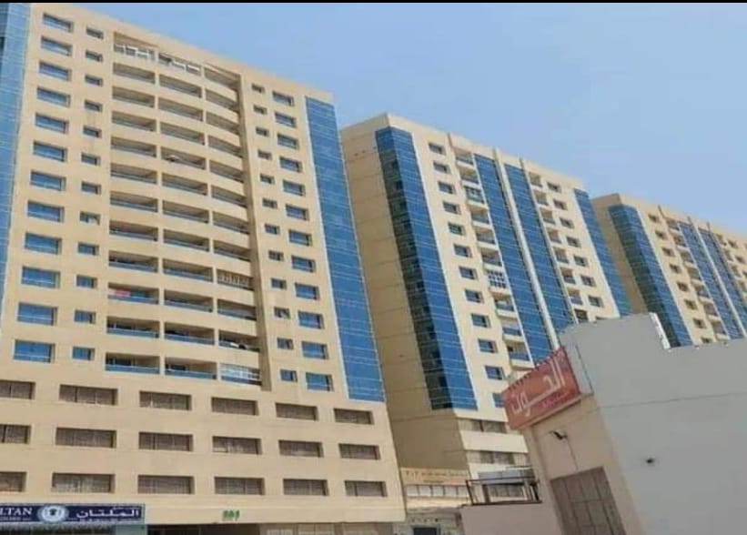 One bedroom apartment for sale in Garden City Ajman, practical layout, quiet area, close to Emirates Road and services. I prefer this response