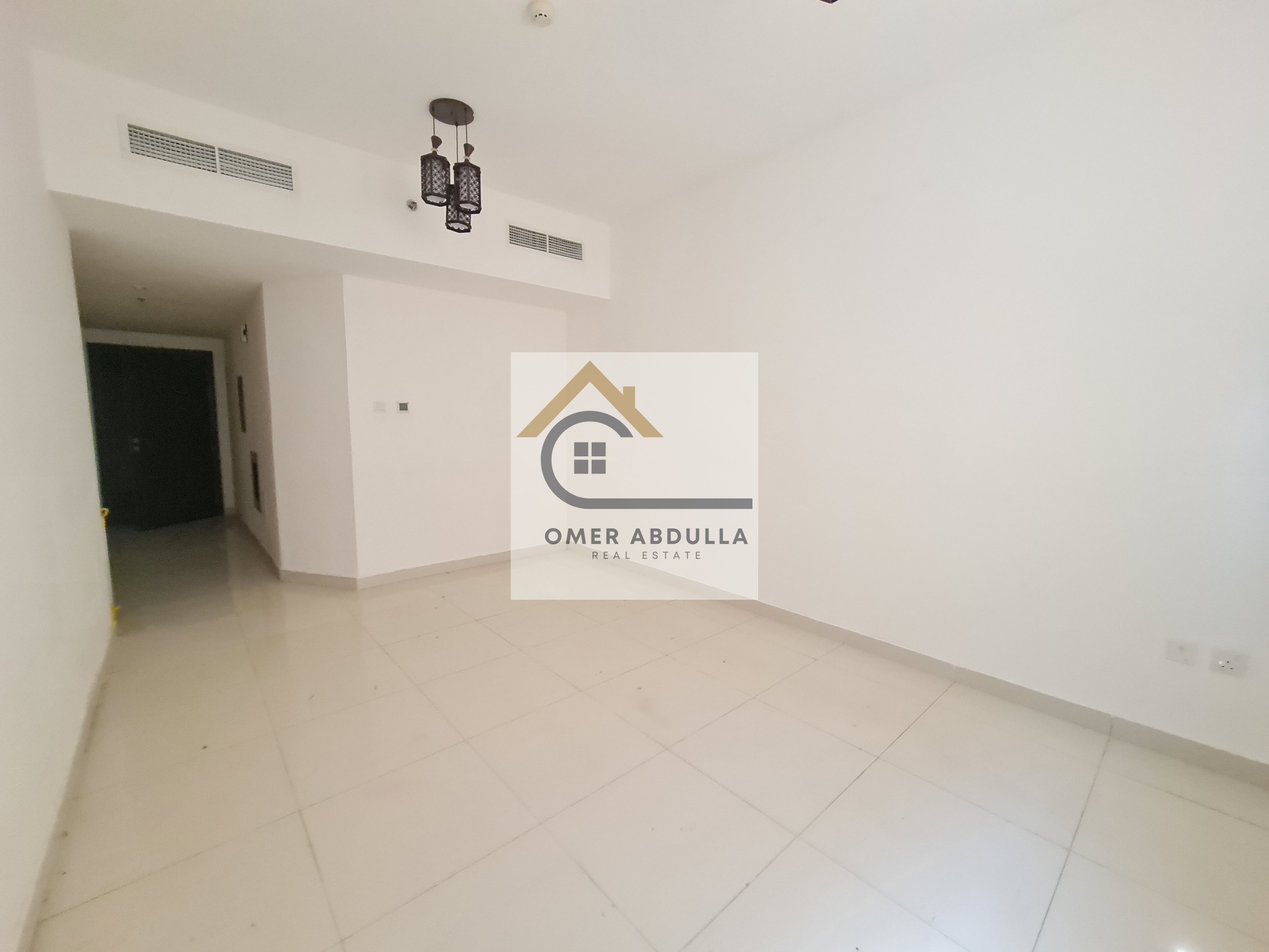 1BHK FAMILY RESIDENCE - COVERED PARKING - BOOK IT TODAY