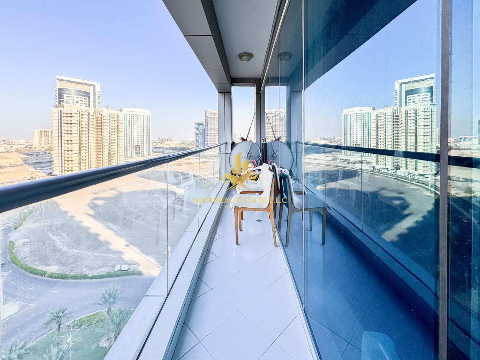 GENUINE RESALE | MOTIVATED SELLER I SPACIOUS 1 BEDROOM UNIT | WITH BALCONY | POOL I GYM I PLAY GROUND I PARKING I PRIME LOCATION