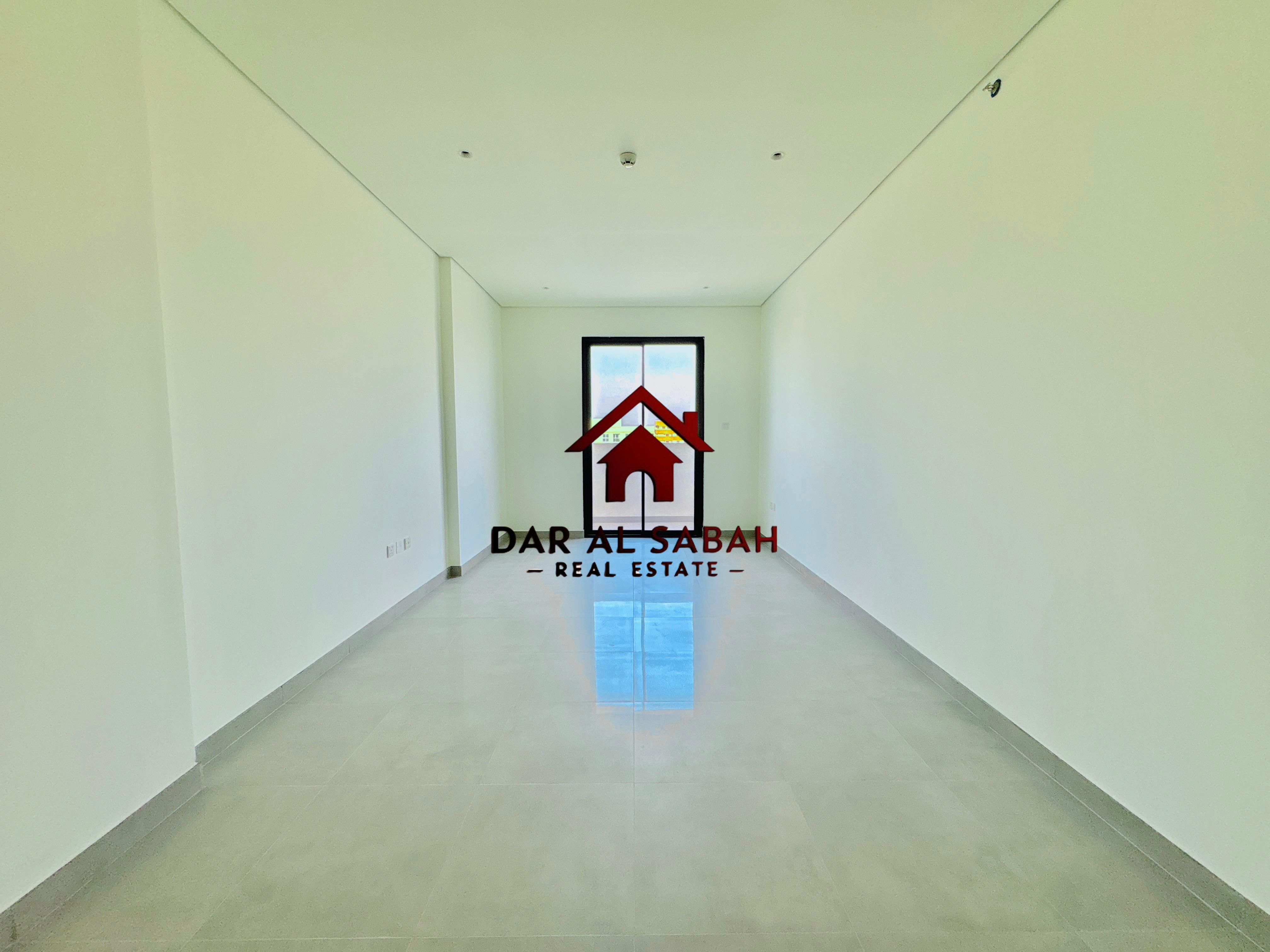 BRAND NEW/4 CHEQUES PAYMENT/DEPOSIT CASH/ READY TO MOVE/ VERY HUGE APARTMENT !