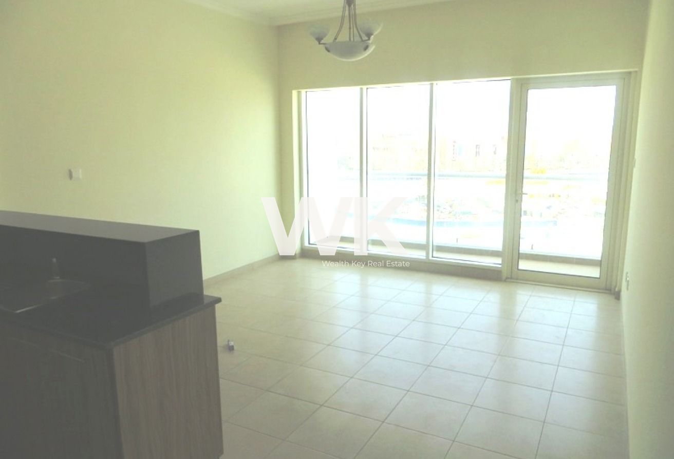 High Floor Studio | Prime location / High ROI